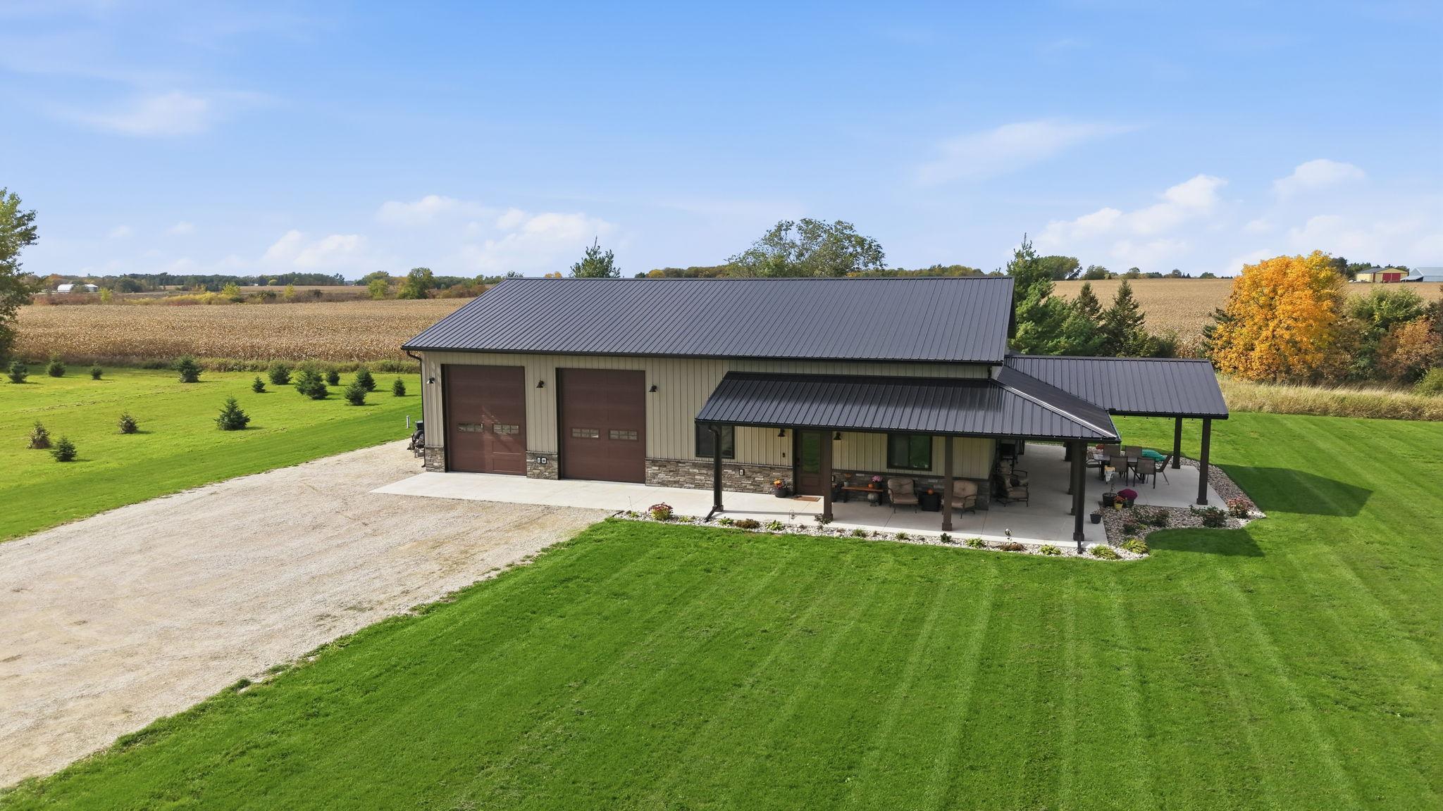 1290 Calvary Road SE — photo