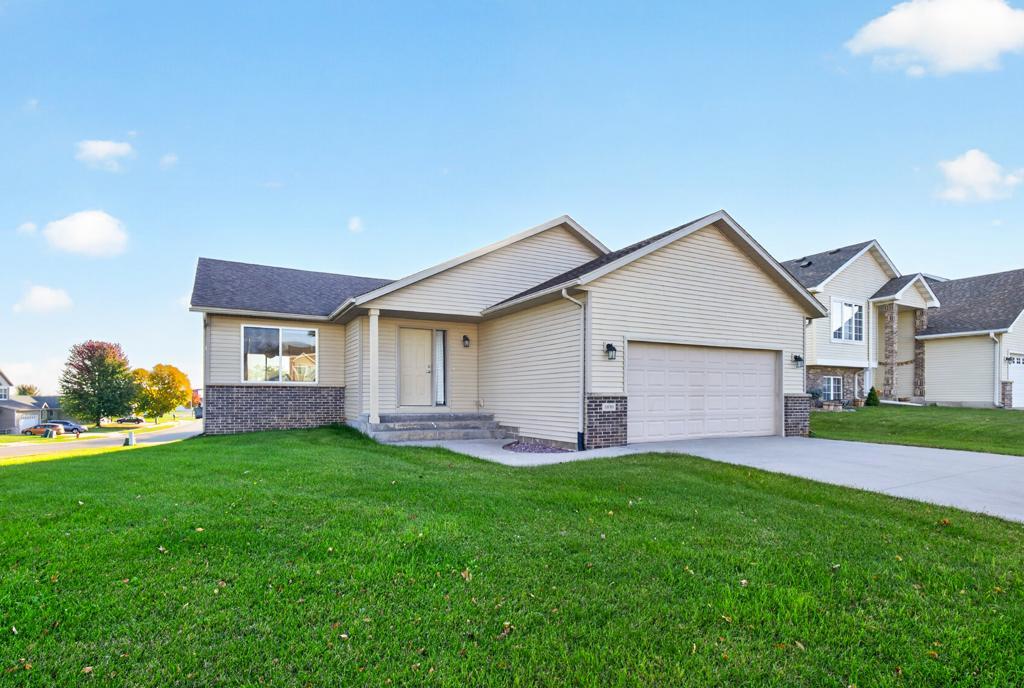3830 Kenosha Drive NW — photo