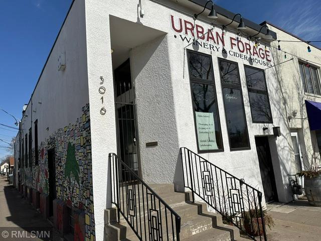 3016 E Lake Street — photo