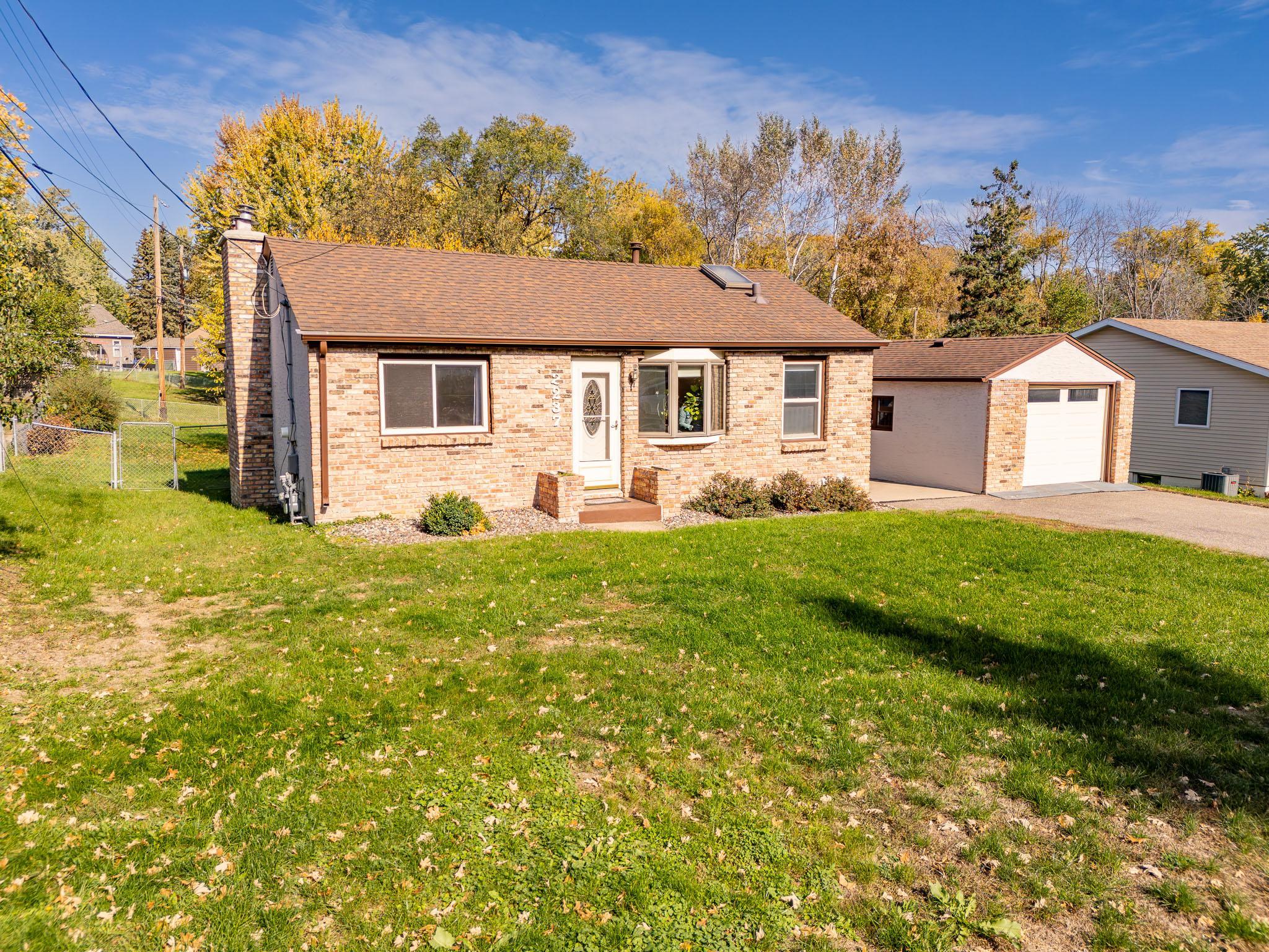 2237 Bronson Drive — photo