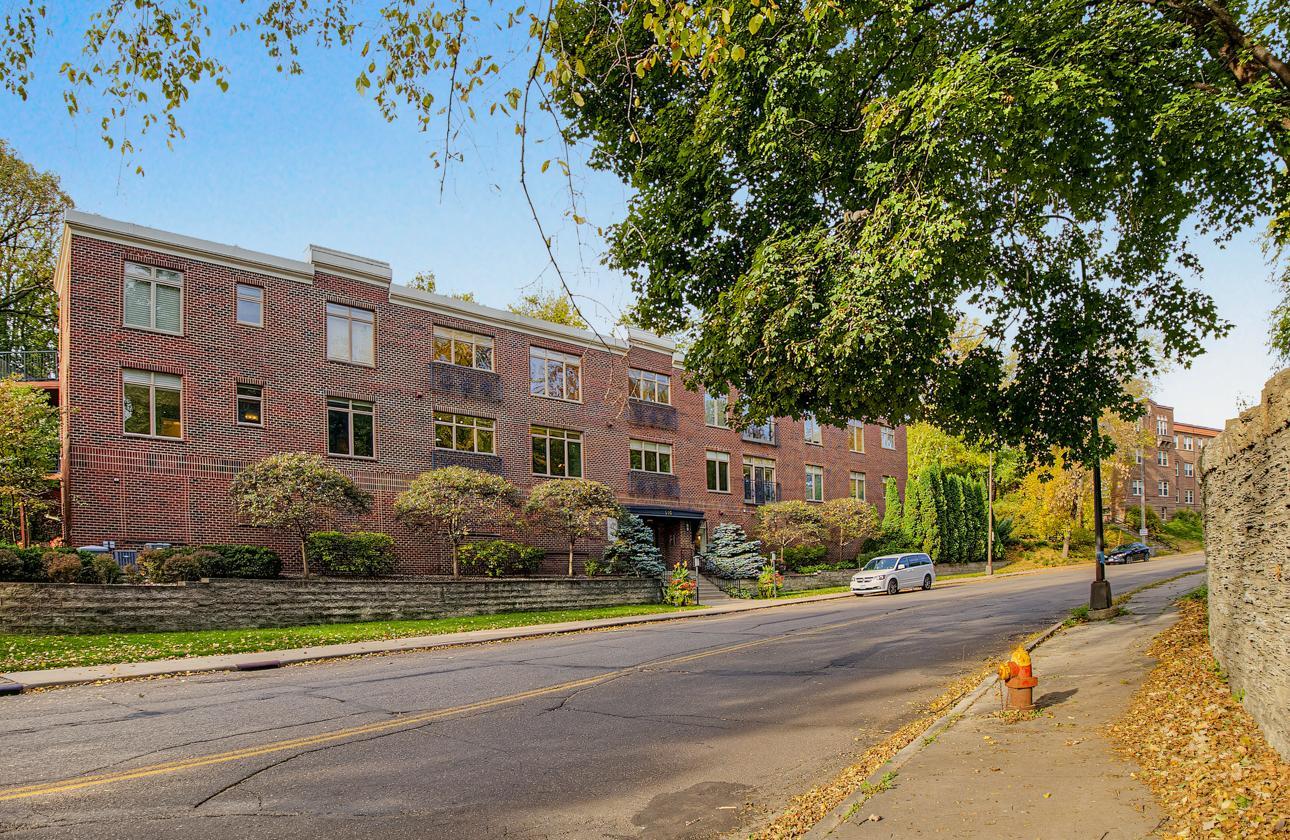 510 Grand Avenue 101 — photo