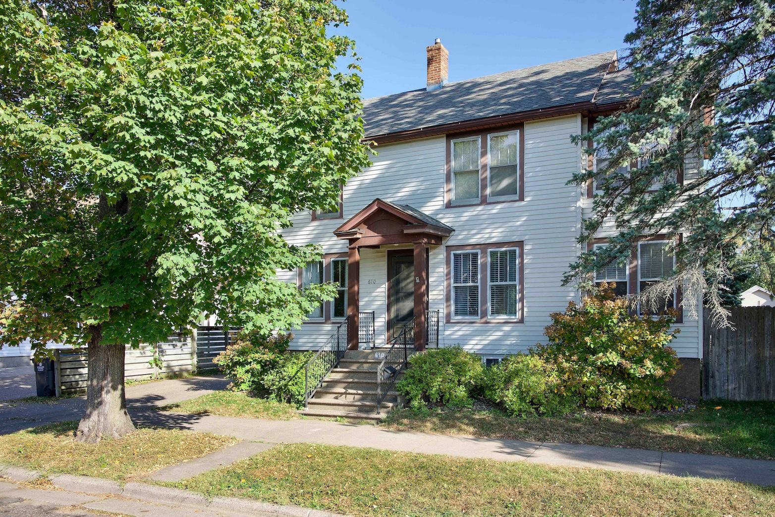 610 W Belleview Street — photo