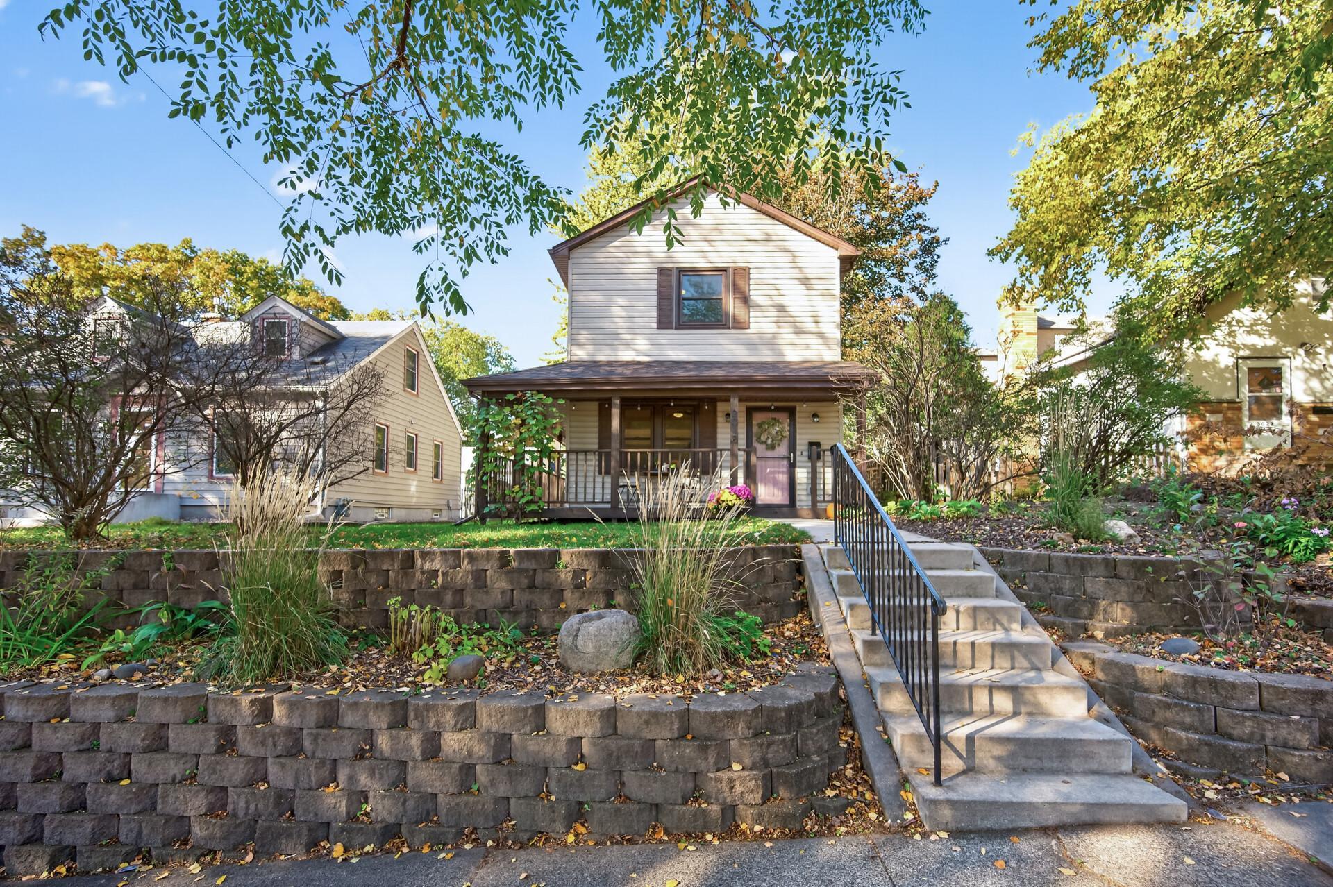 3018 Pierce Street NE — photo