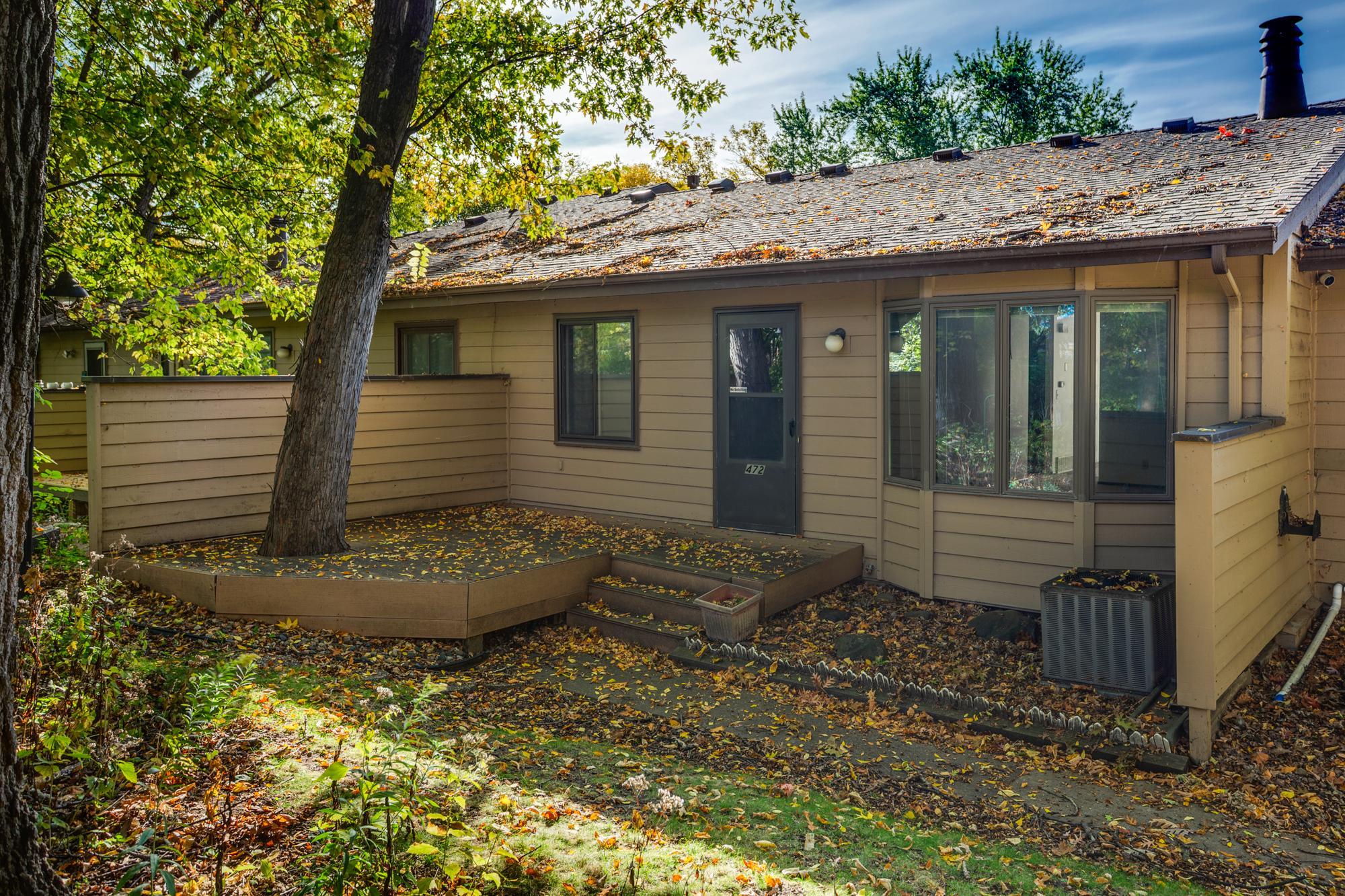 472 W Eagle Lake Drive — photo