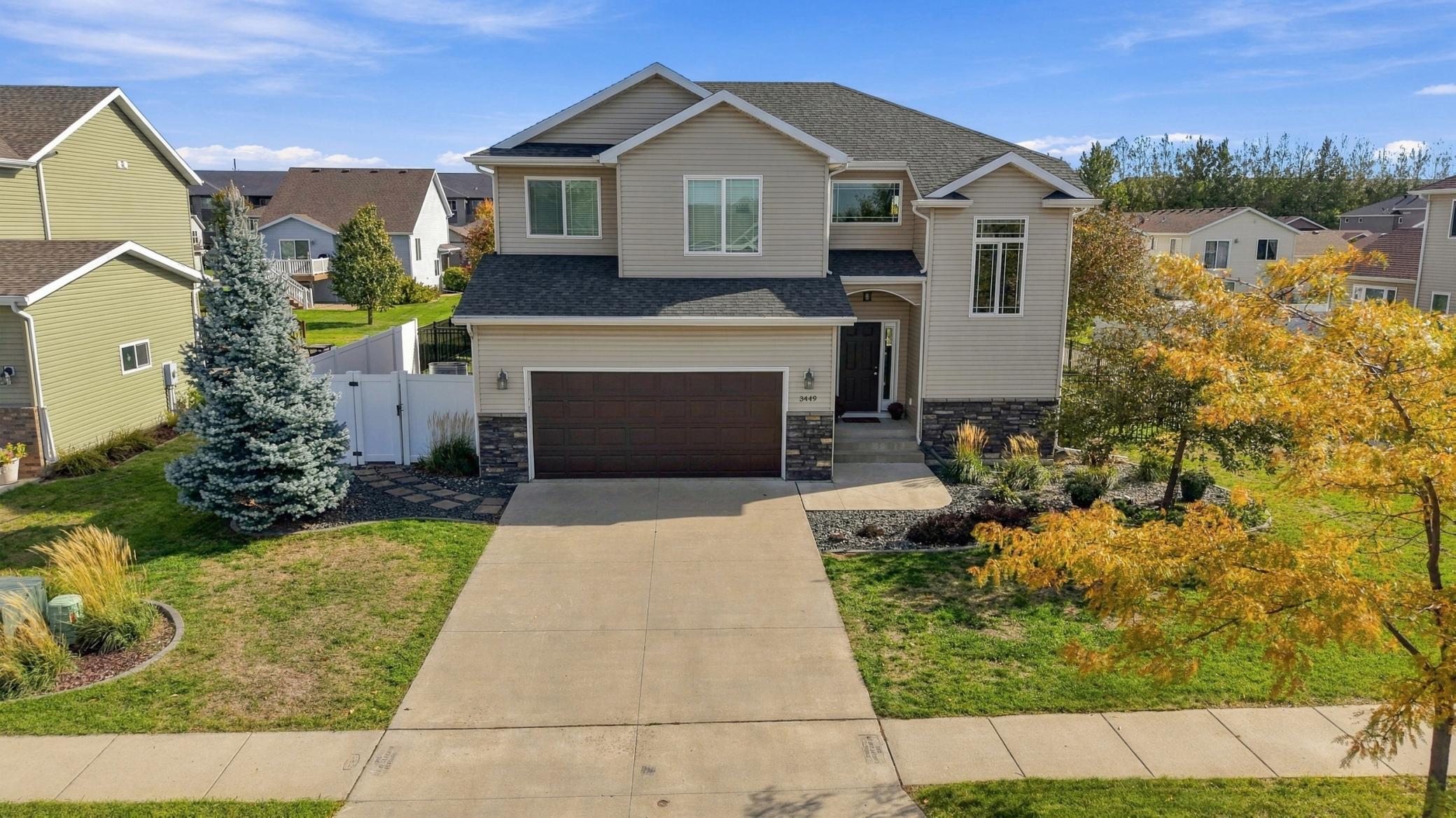 3449 Loberg Lane — photo