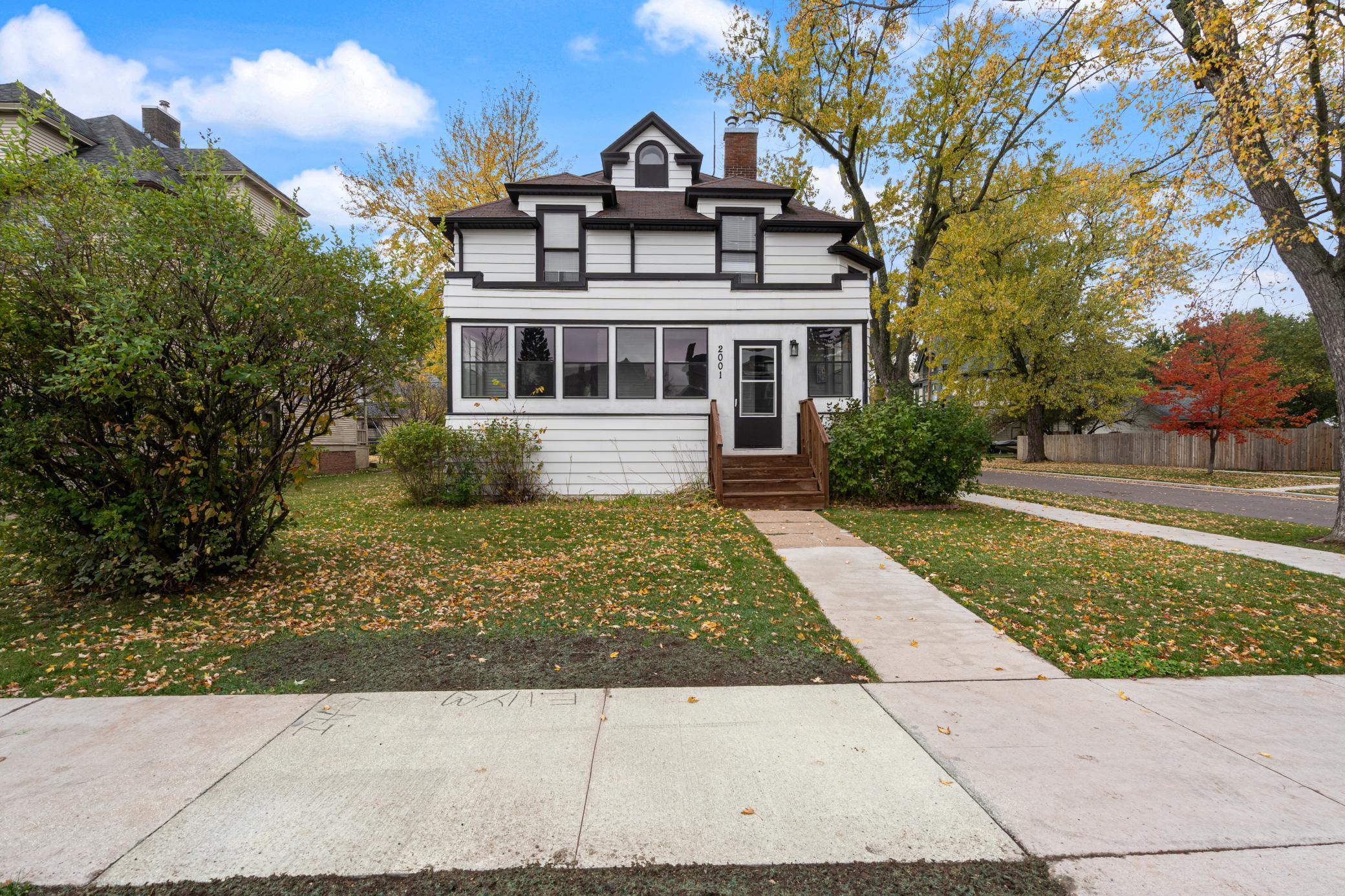 Home in Superior, WI 54880 — photo 2