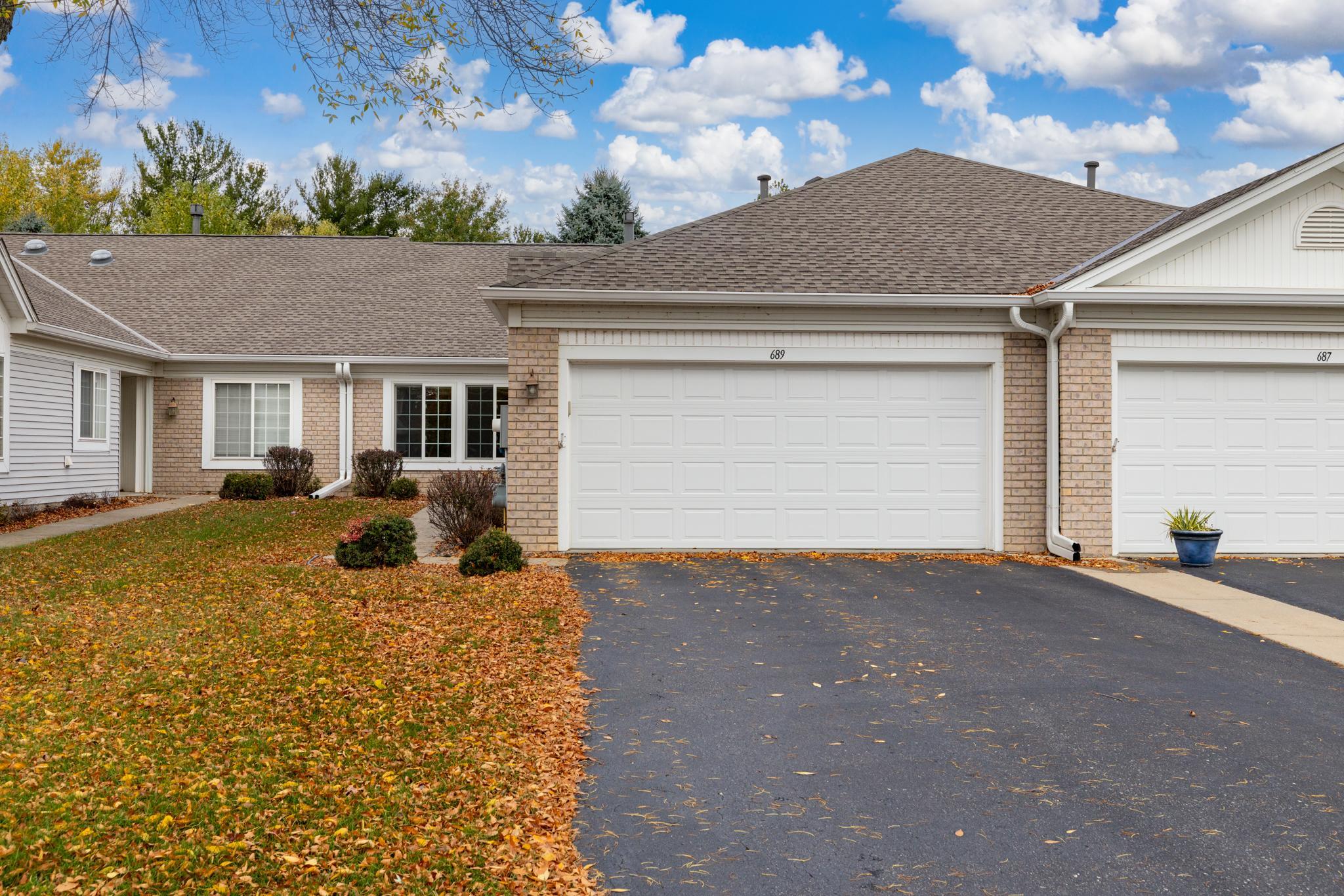 689 Lake View Echo — photo