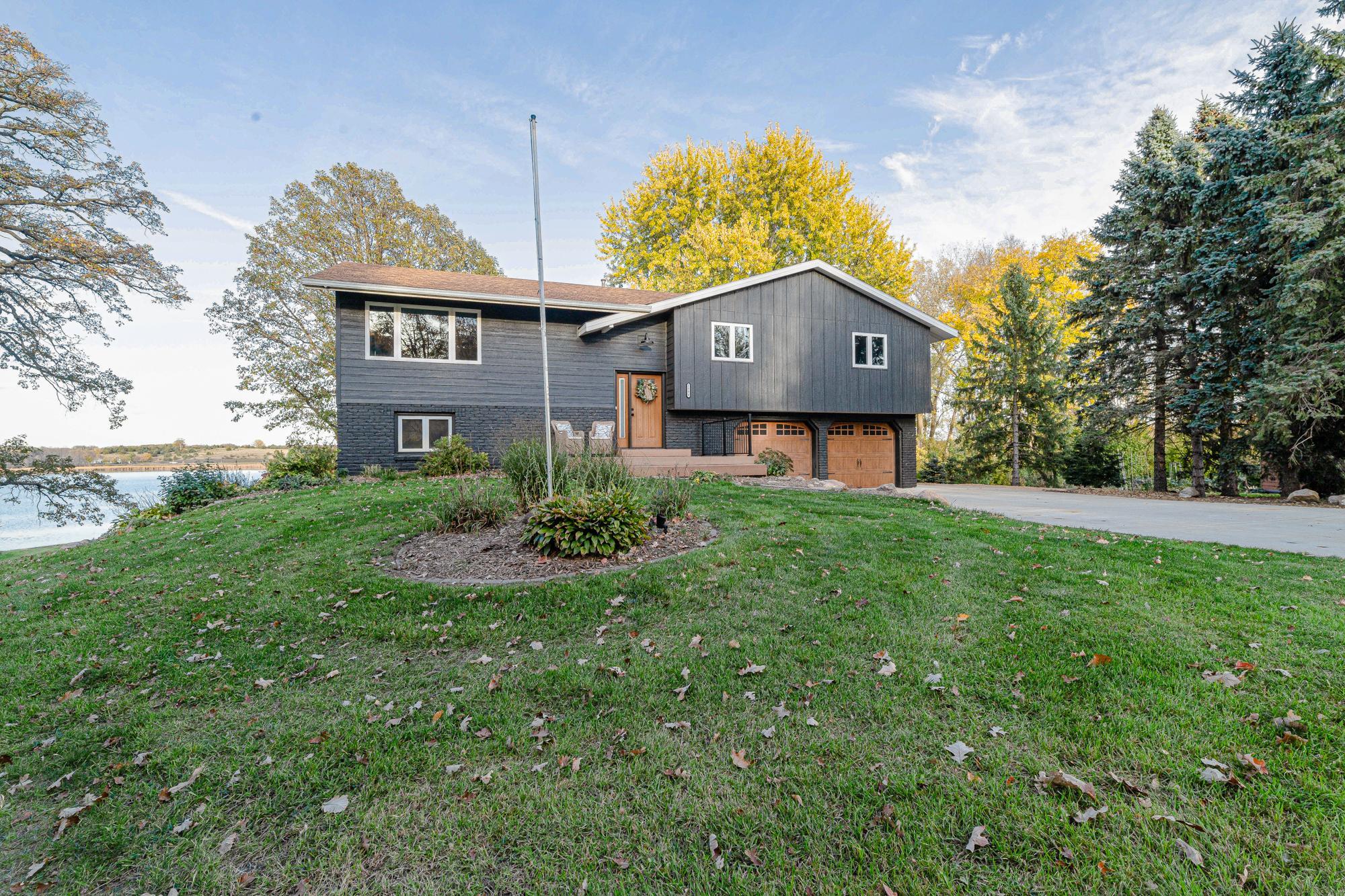 2400 Auburn Drive — photo