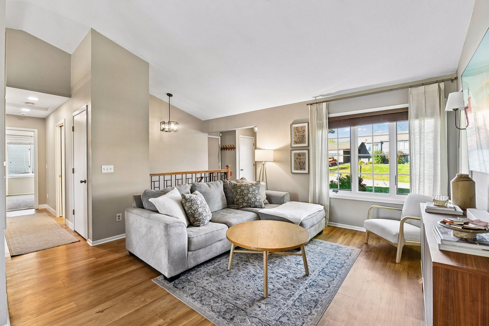 18763 Pennington Avenue, Eden Prairie, MN 55346 | Realty.com