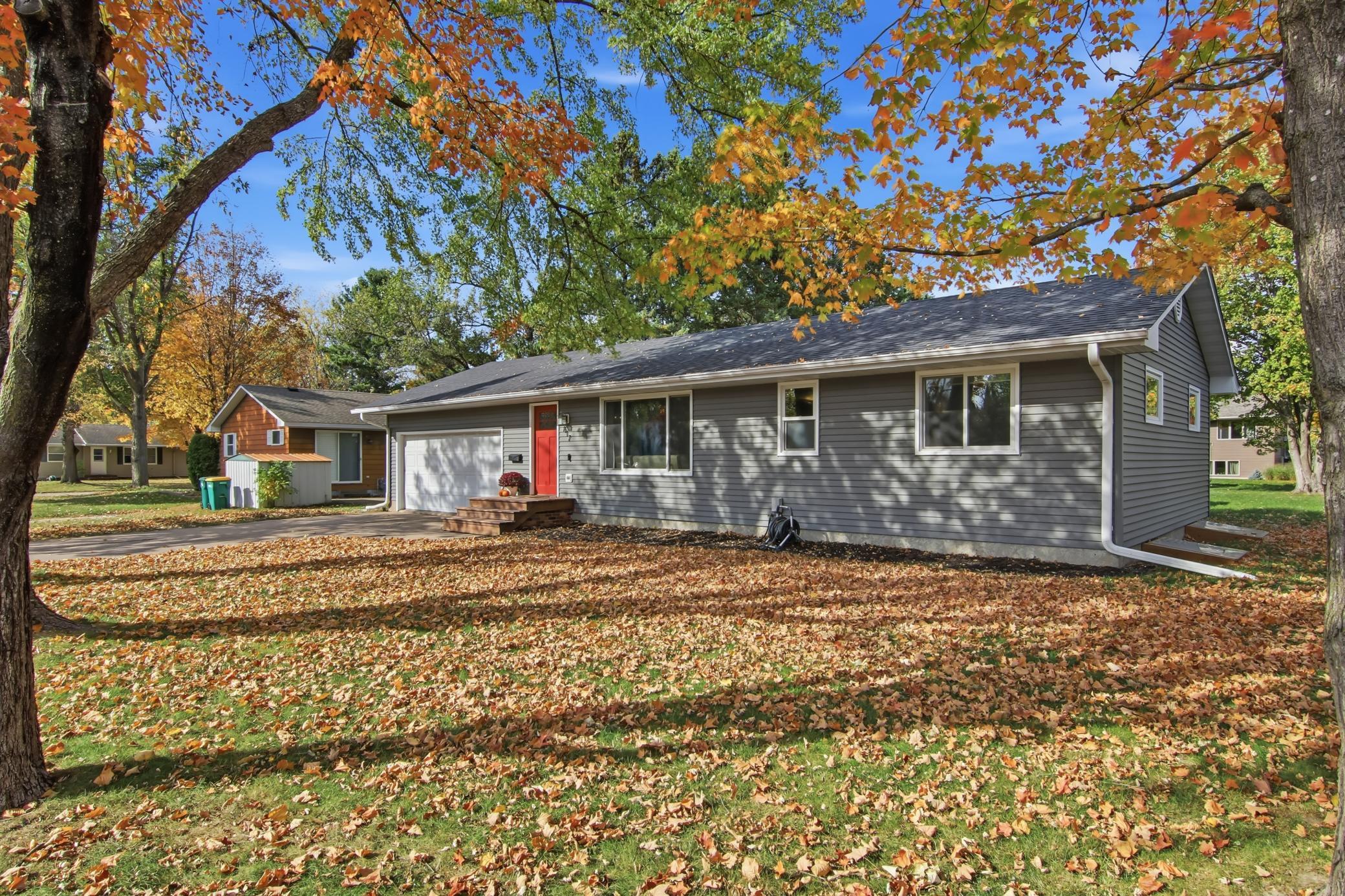 817 Sunset Lane — photo
