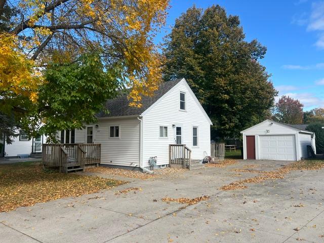 611 S Swift Avenue — photo