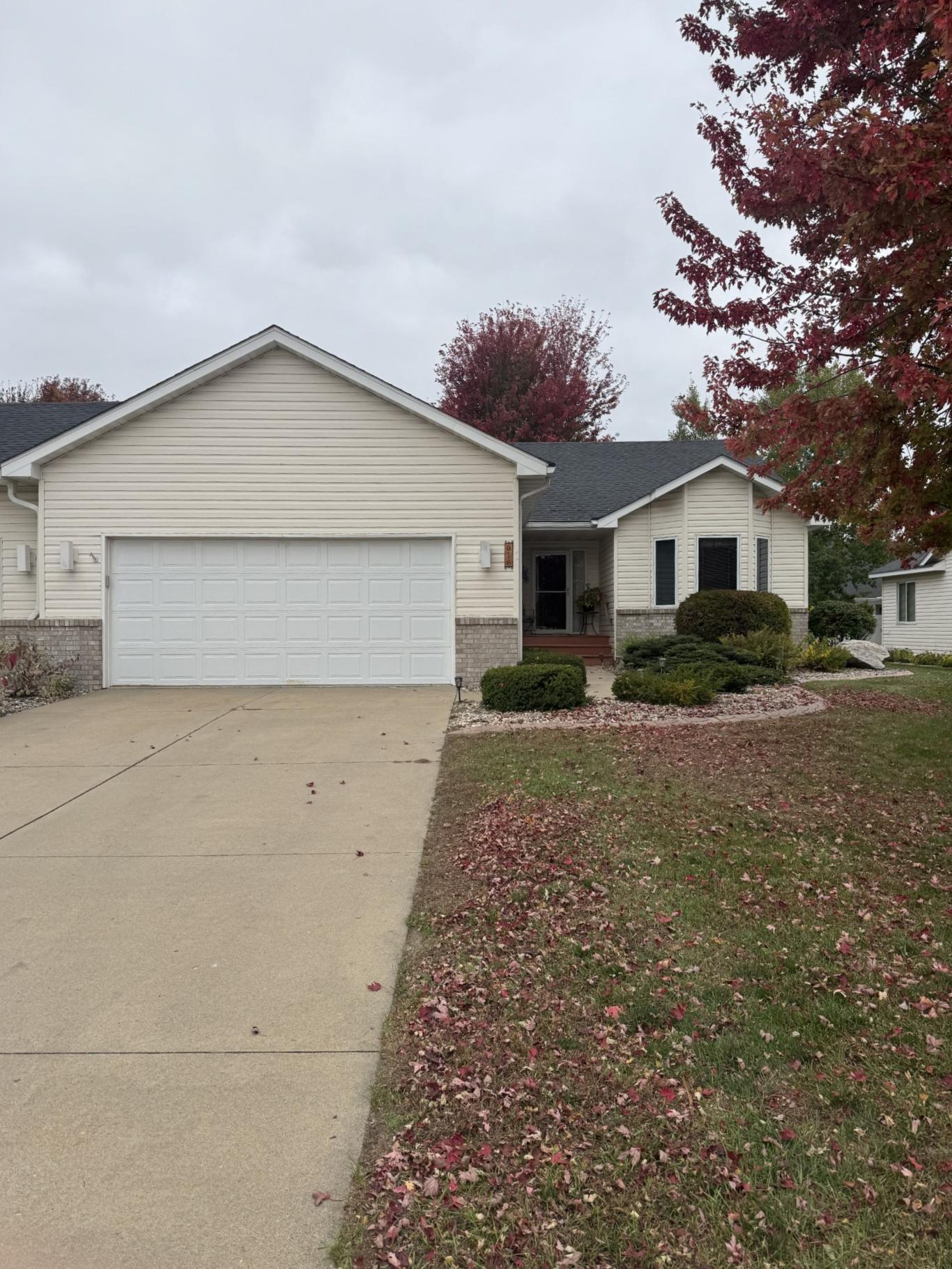 616 Obrien Parkway — photo