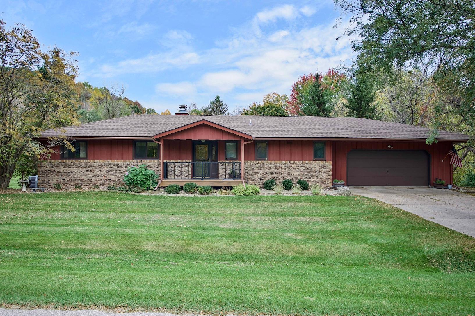 2197 Clinton Drive — photo