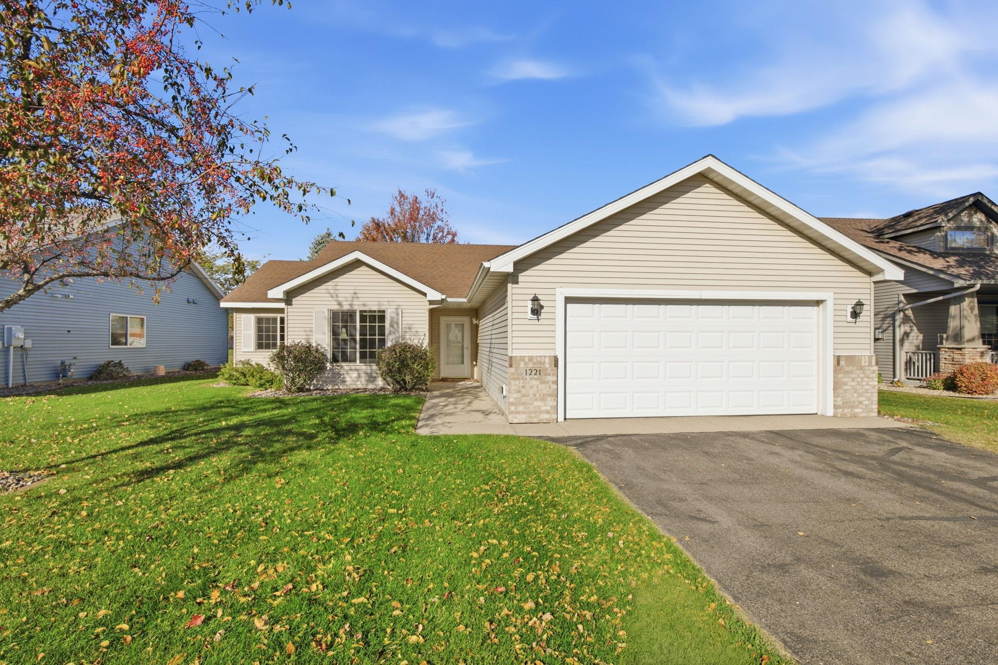 1221 Willow Pond Drive — photo