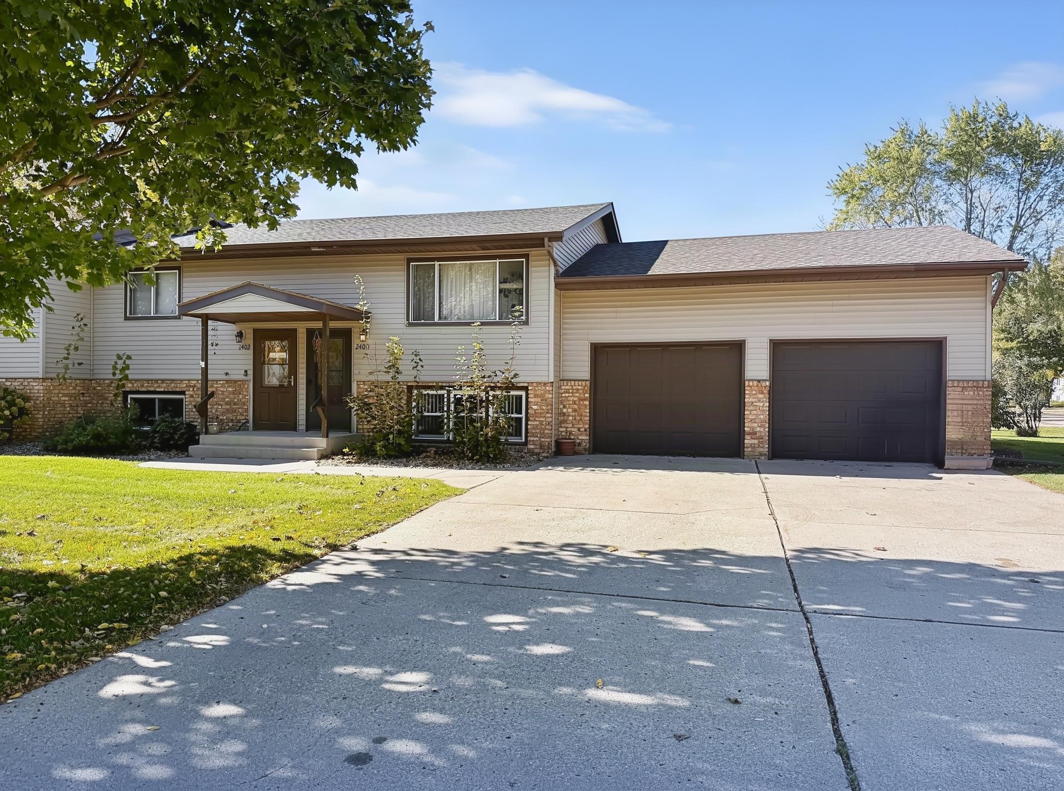 2402 Kenwood Drive SW — photo