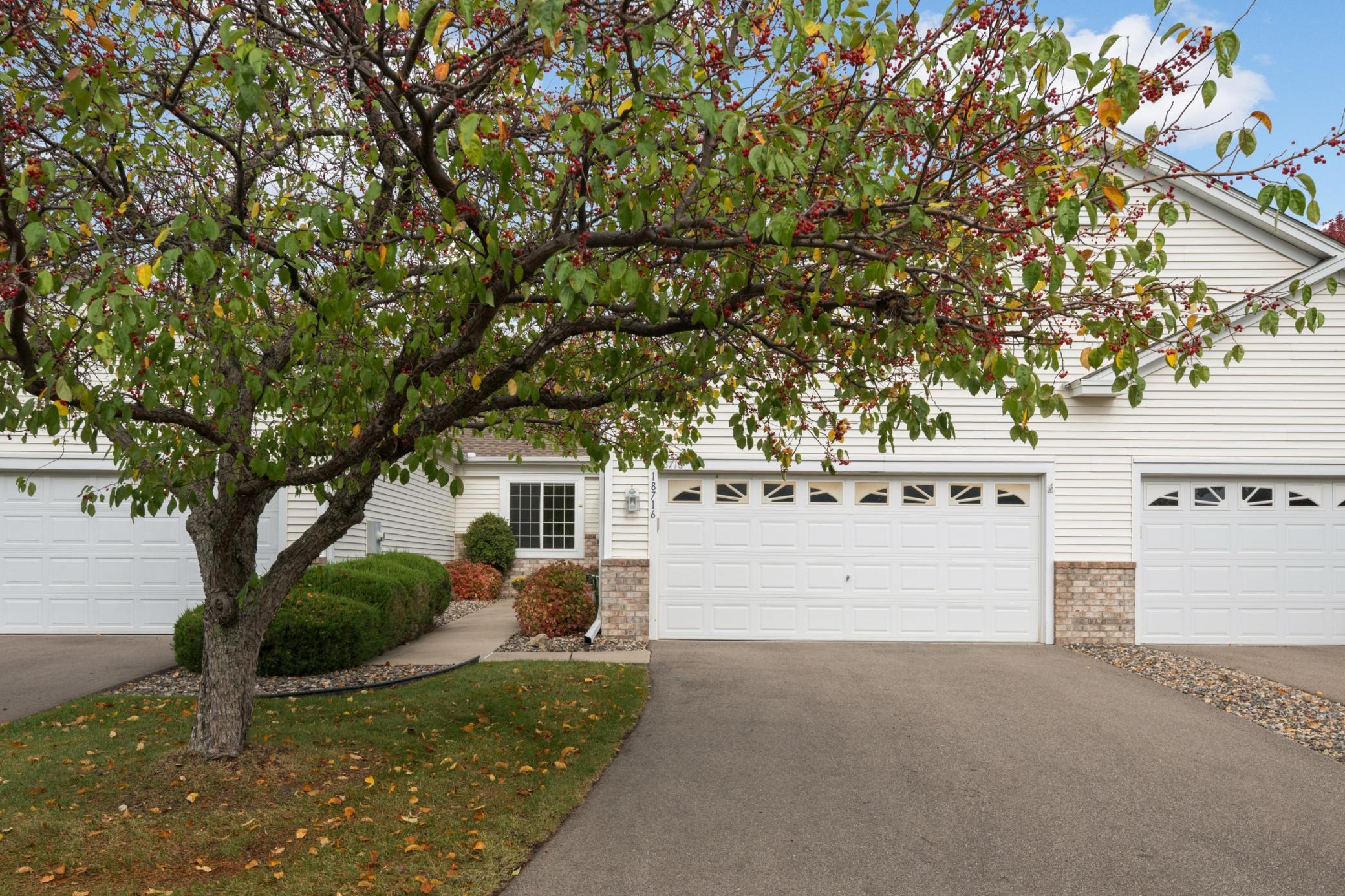 18716 Kalmar Court — photo