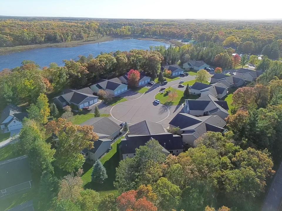 5646 Rush Lake Court — photo