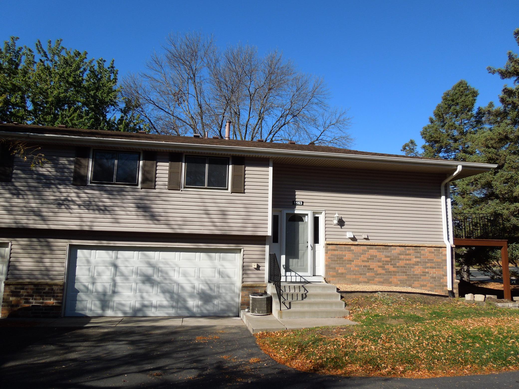 1163 Timbershore Lane — photo