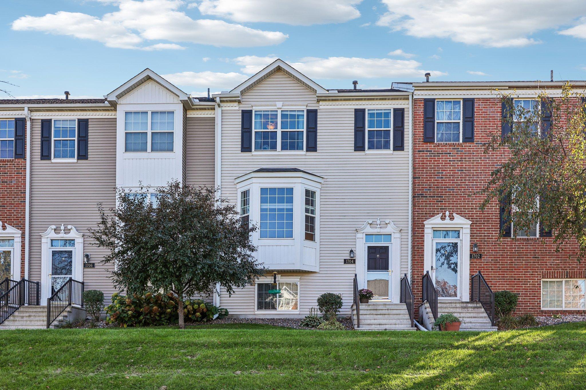 1704 Riverside Drive, Shakopee, MN 55379 — photo 2