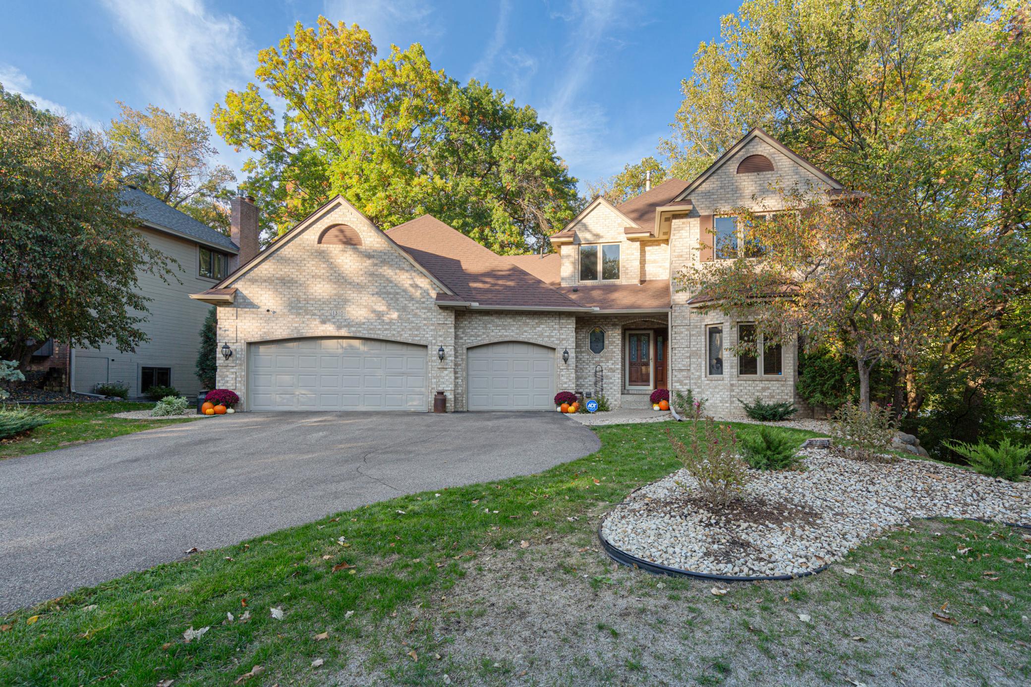 13101 Heritage Way — photo