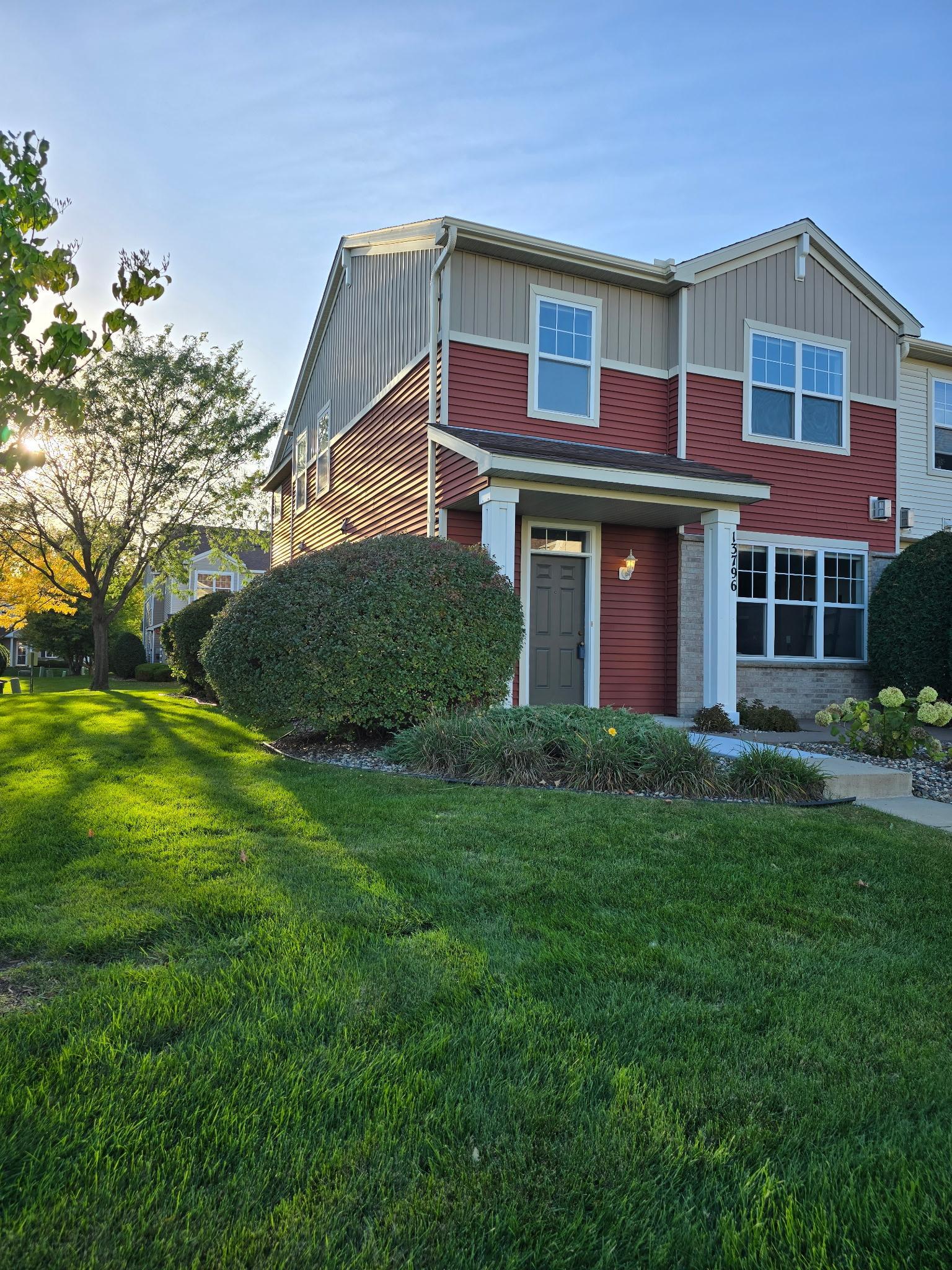 13796 Atwood Avenue 1901 — photo