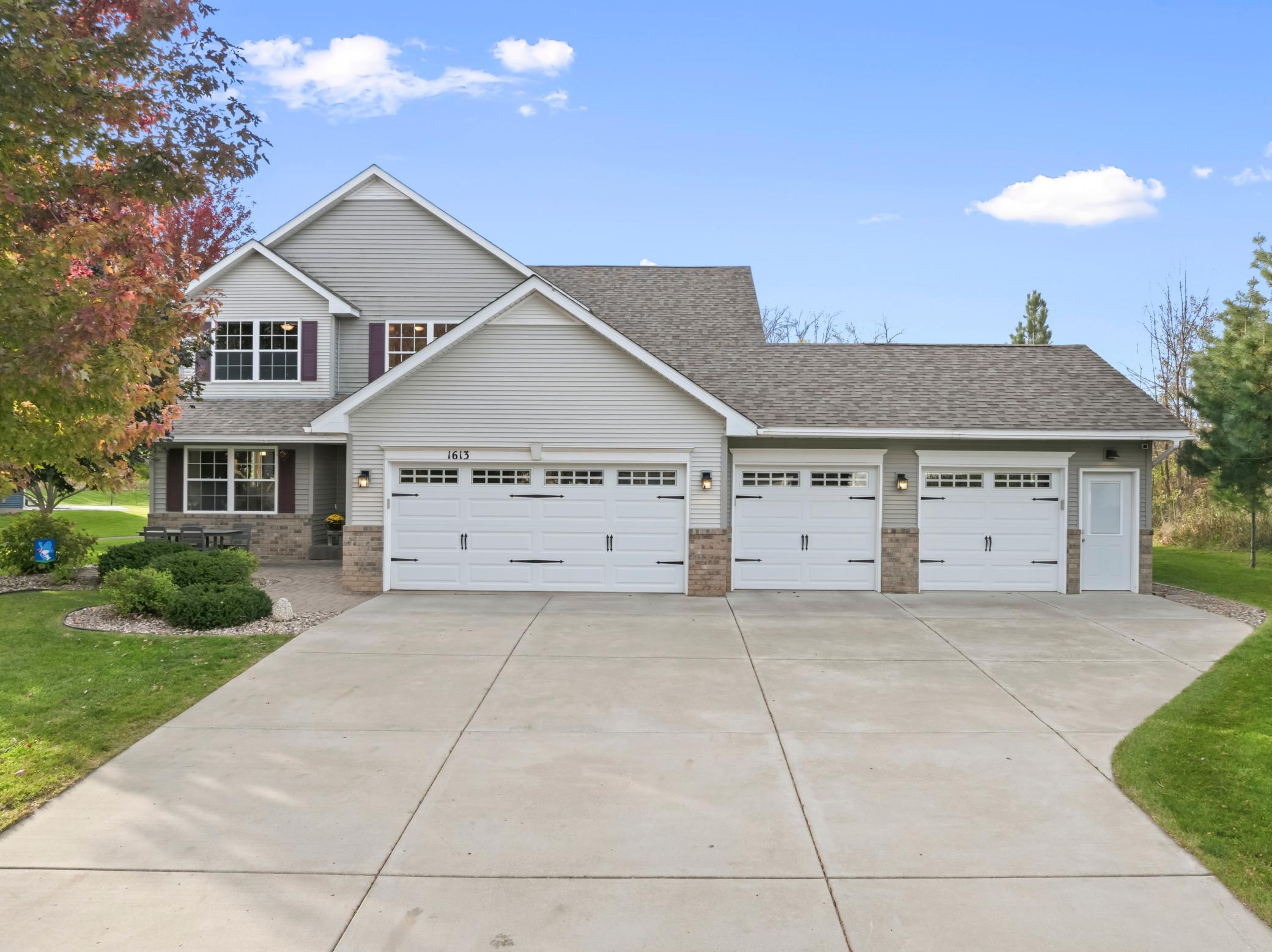 1613 Pinnacle Drive — photo