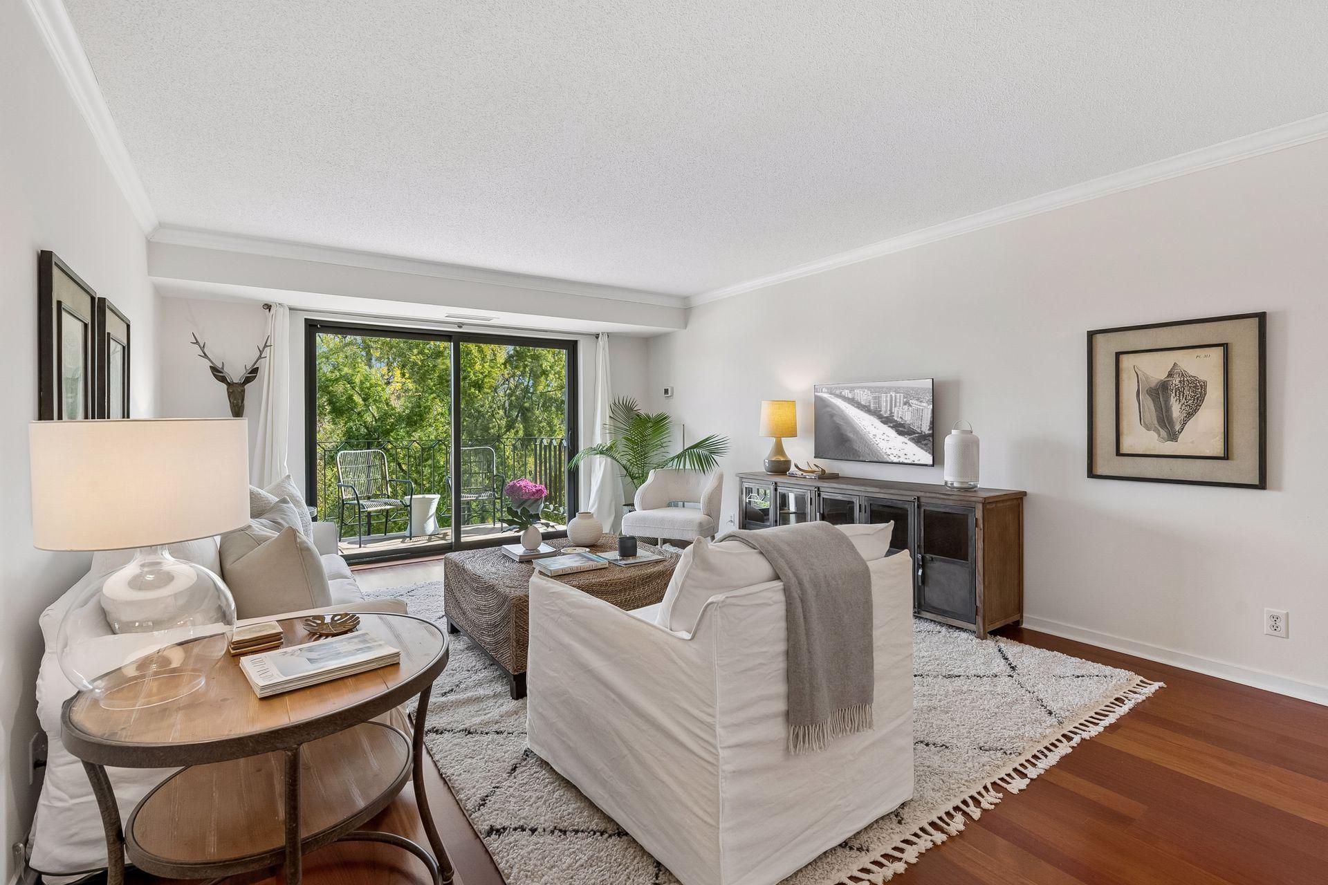 3131 Excelsior Boulevard 408 — photo