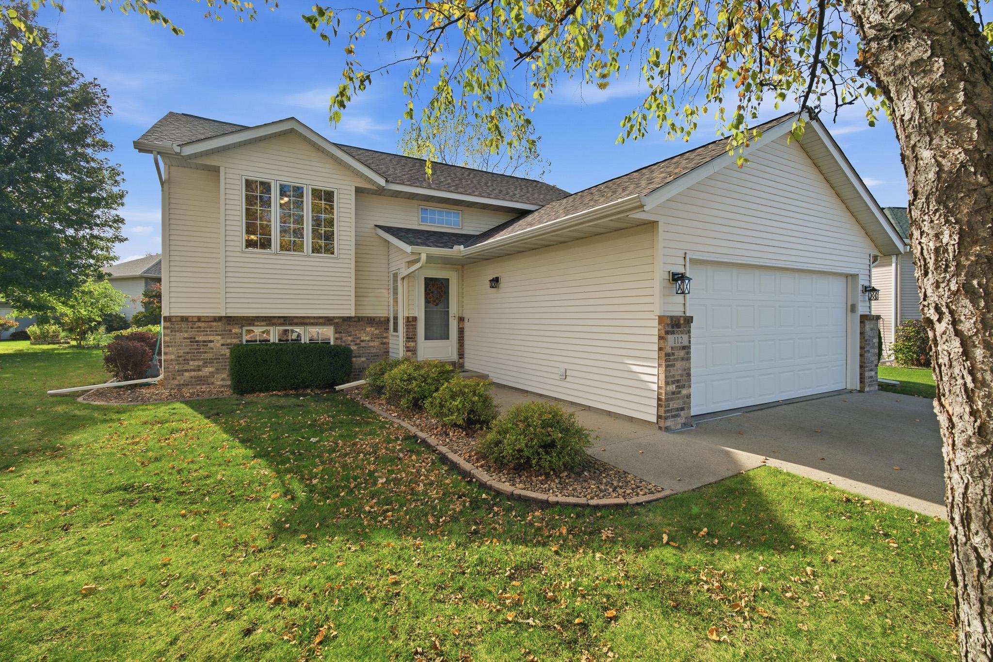 112 Bunker Court — photo