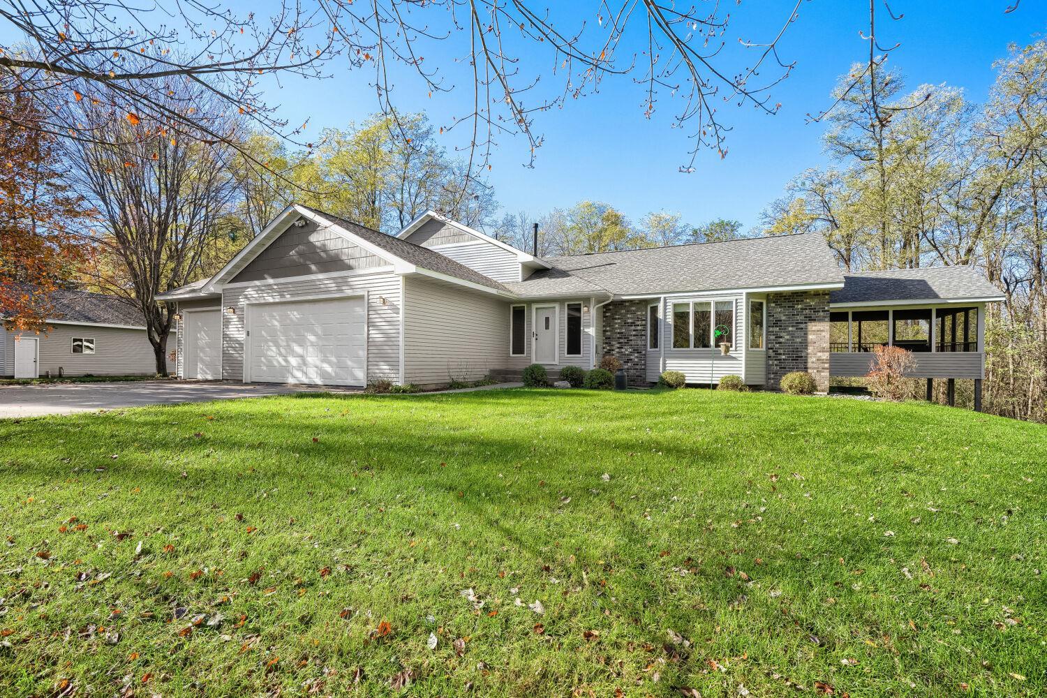 430 Highland View — photo