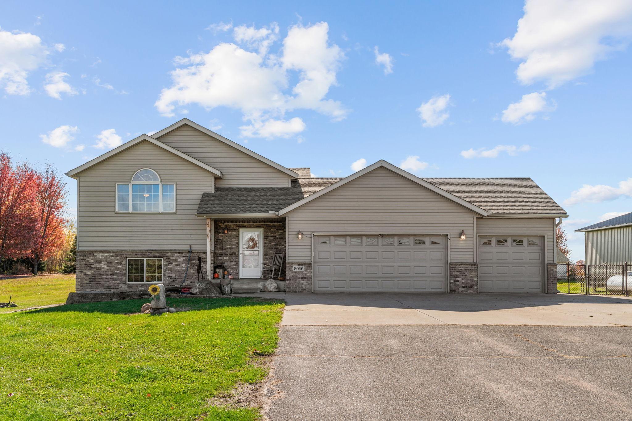 8046 Country View Drive — photo
