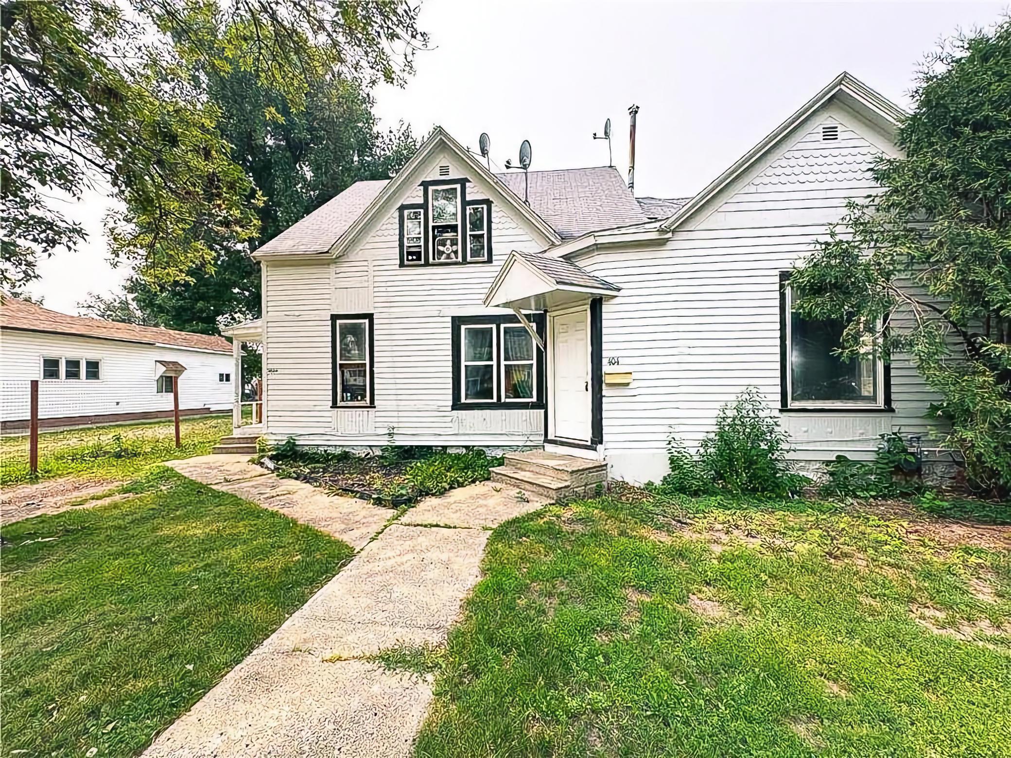 404 S Main Street — photo