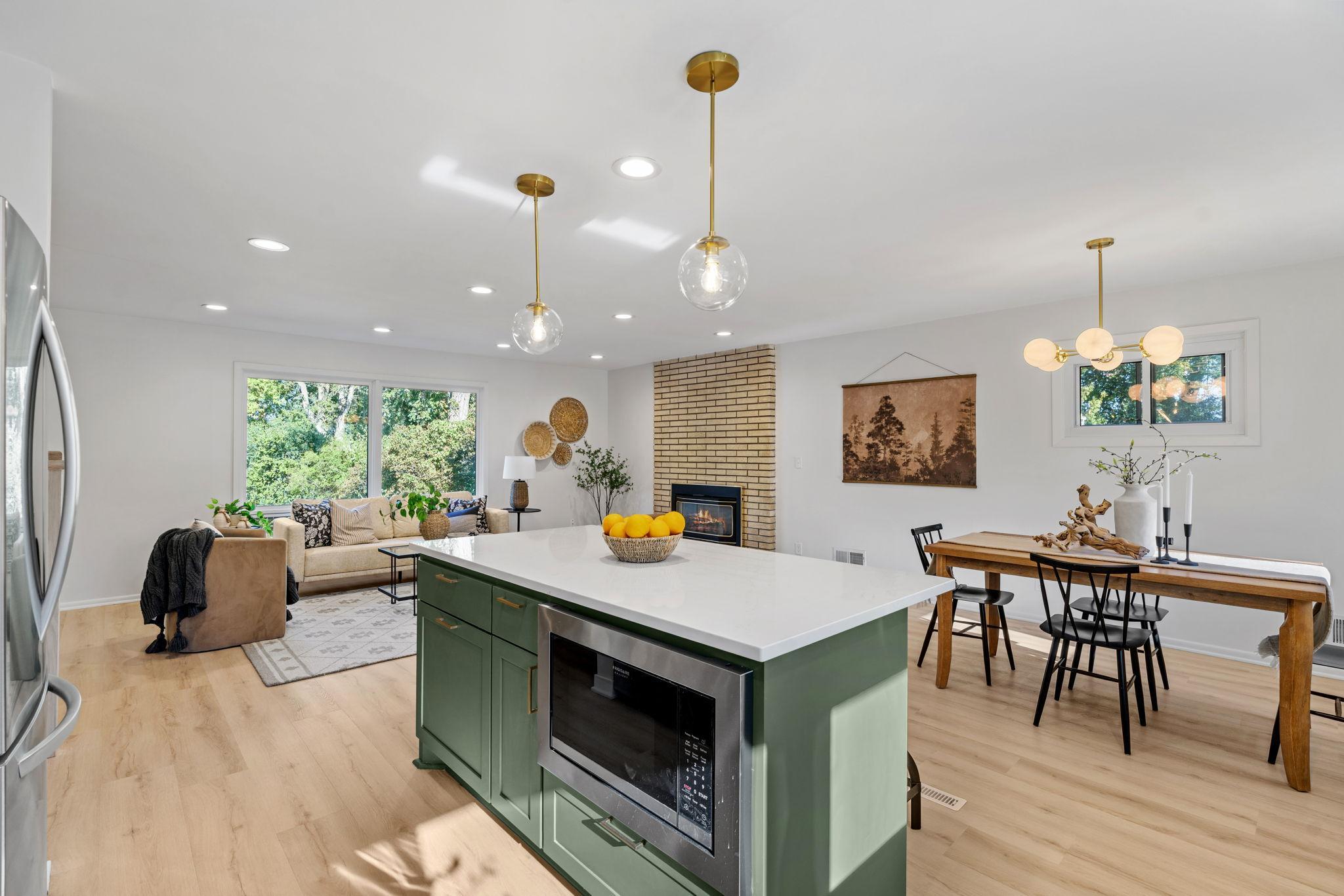1025 Colby Street — photo