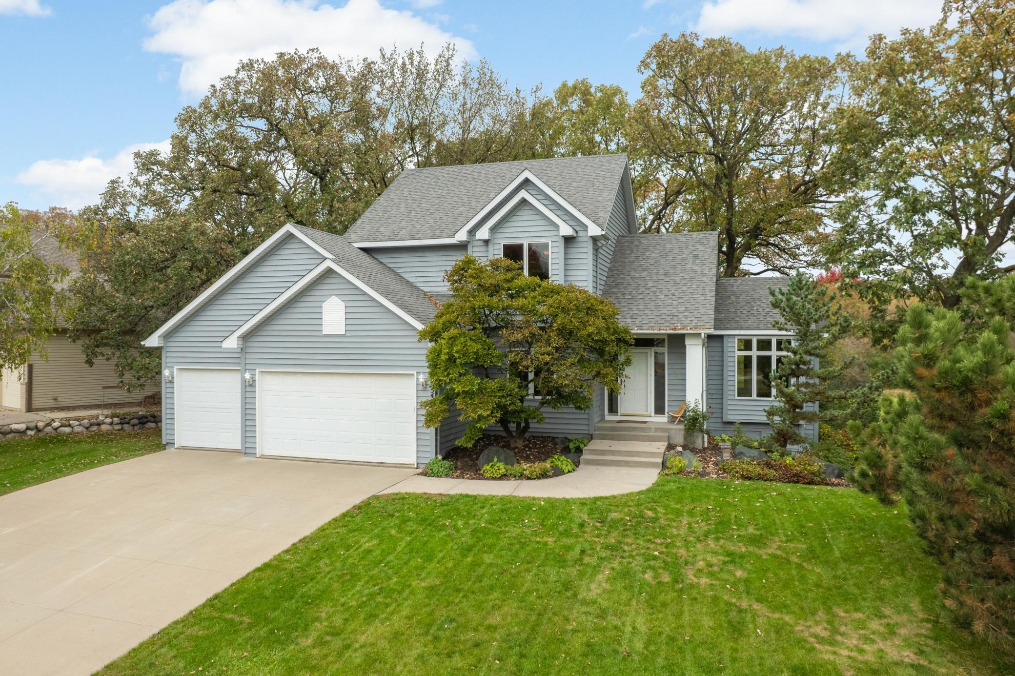5054 Edgewater Drive — photo