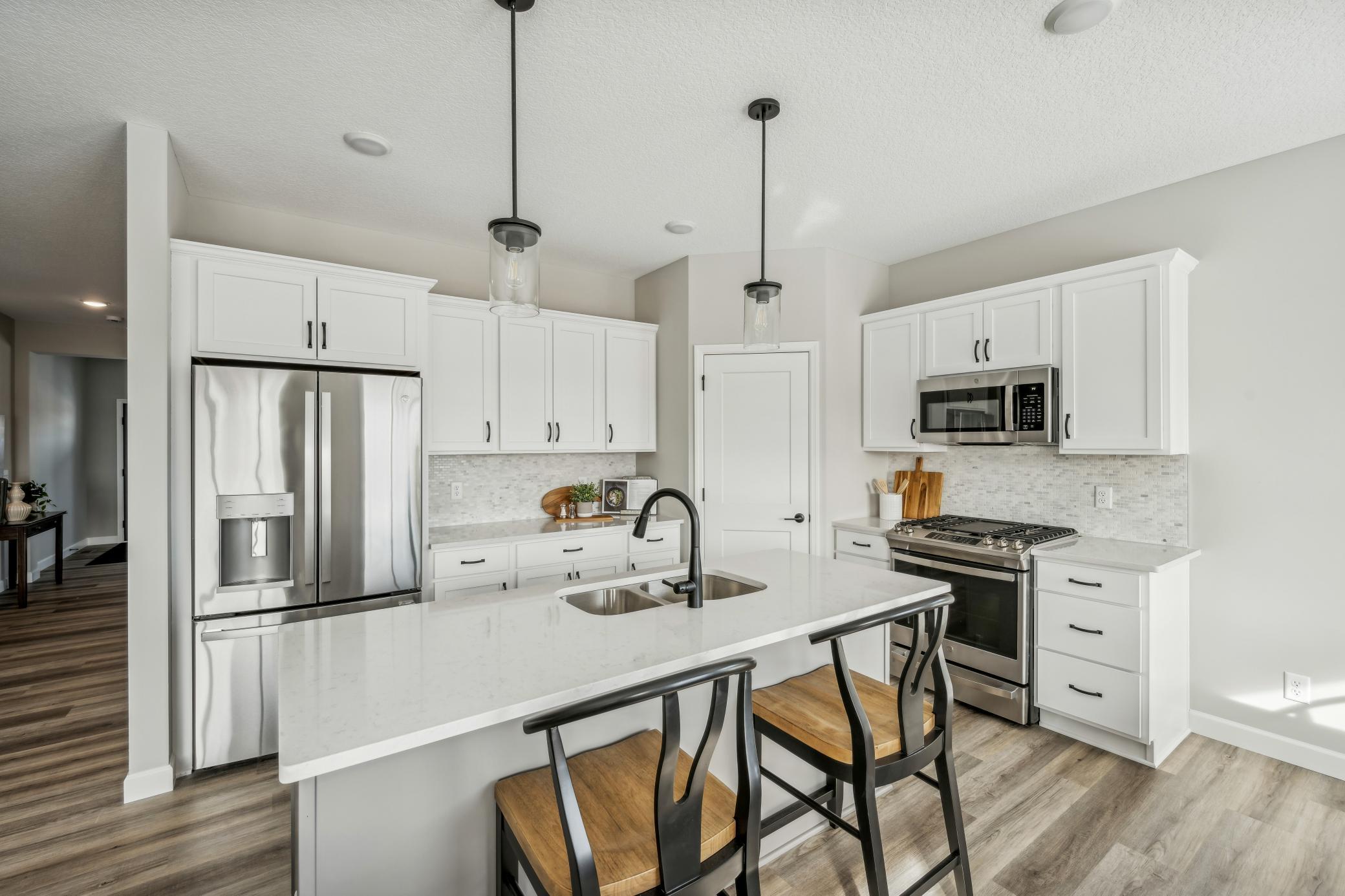 7853 Bridgewater Court — photo