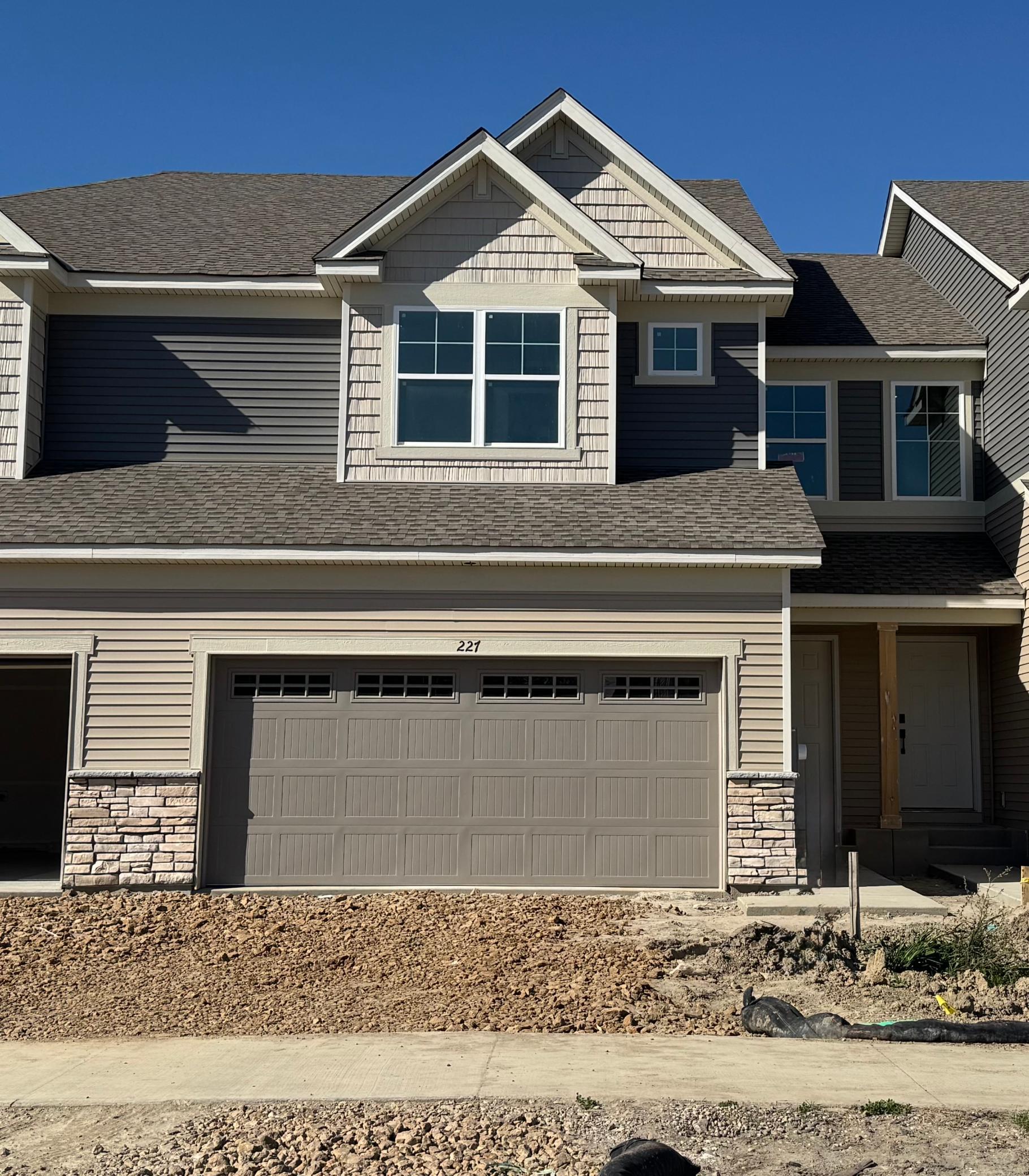 227 Huntington Drive — photo