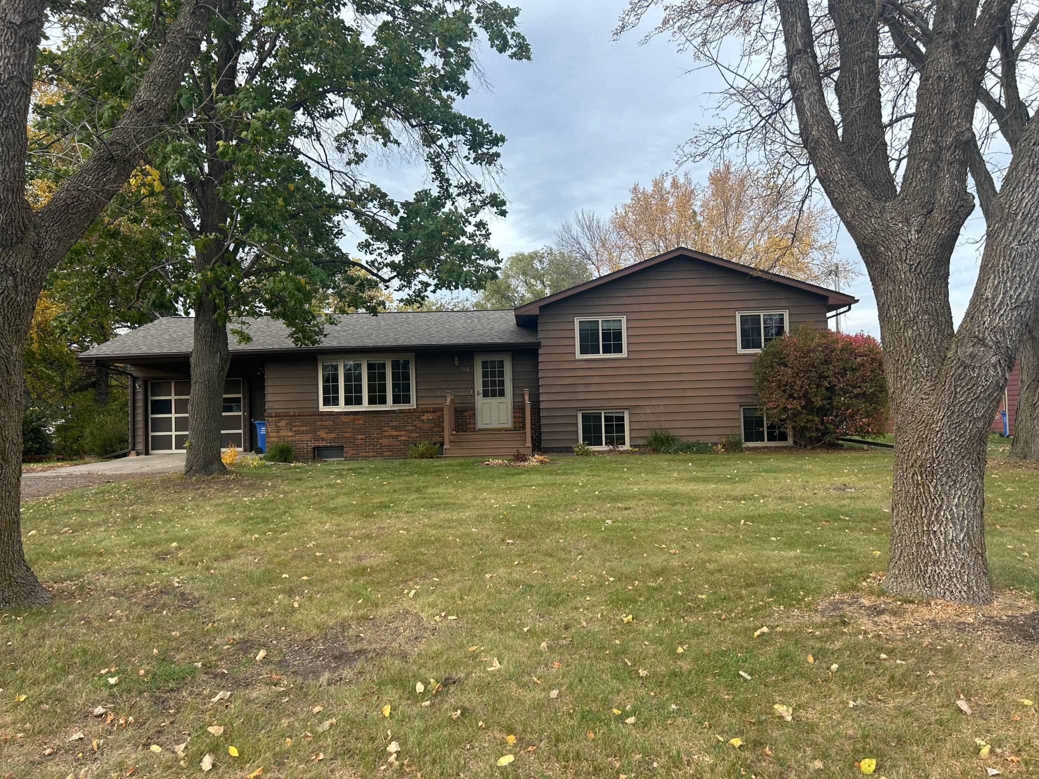 106 E View Road, Canby, MN 56220 — photo 2