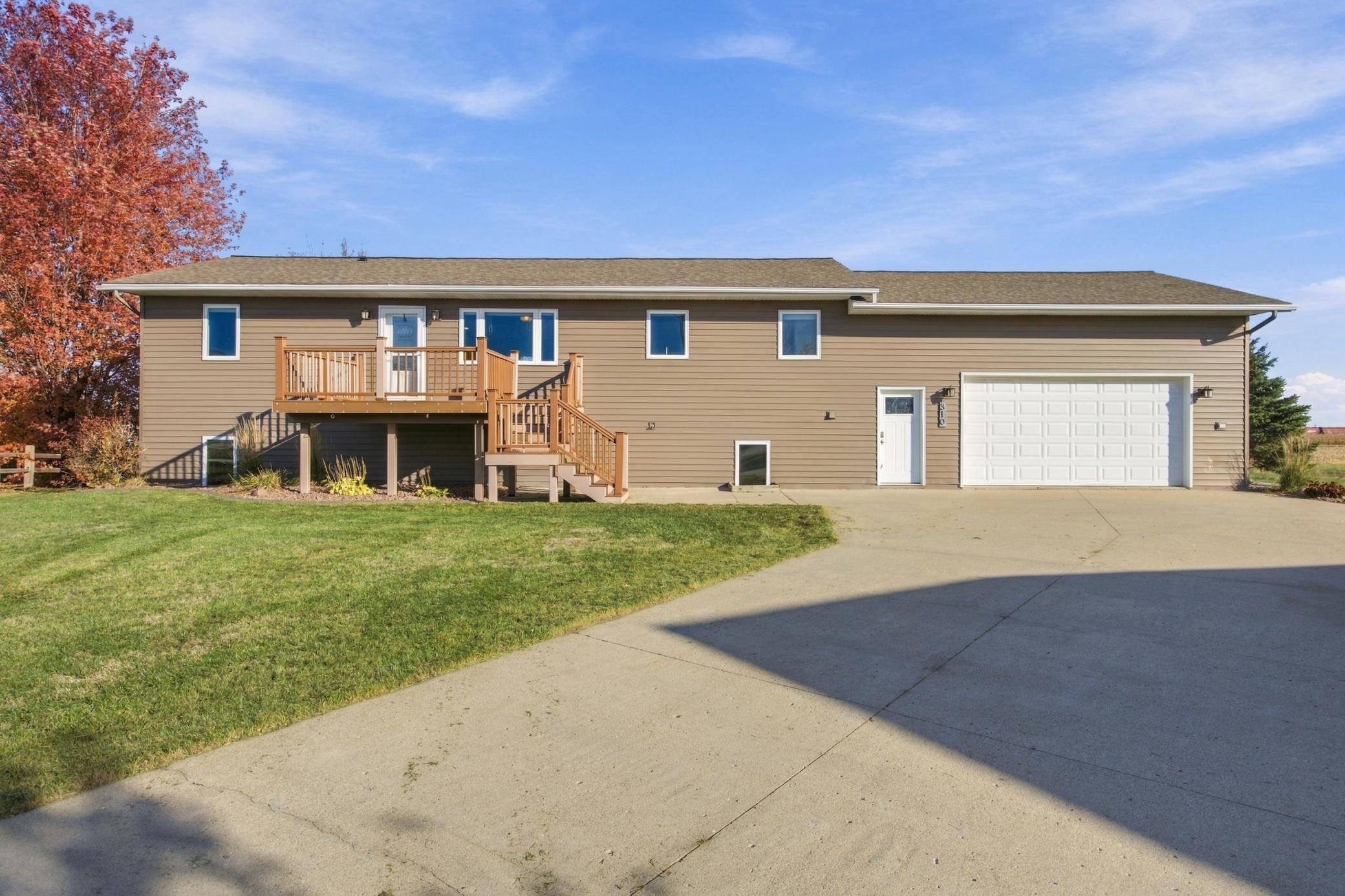 310 Jefferson Court — photo