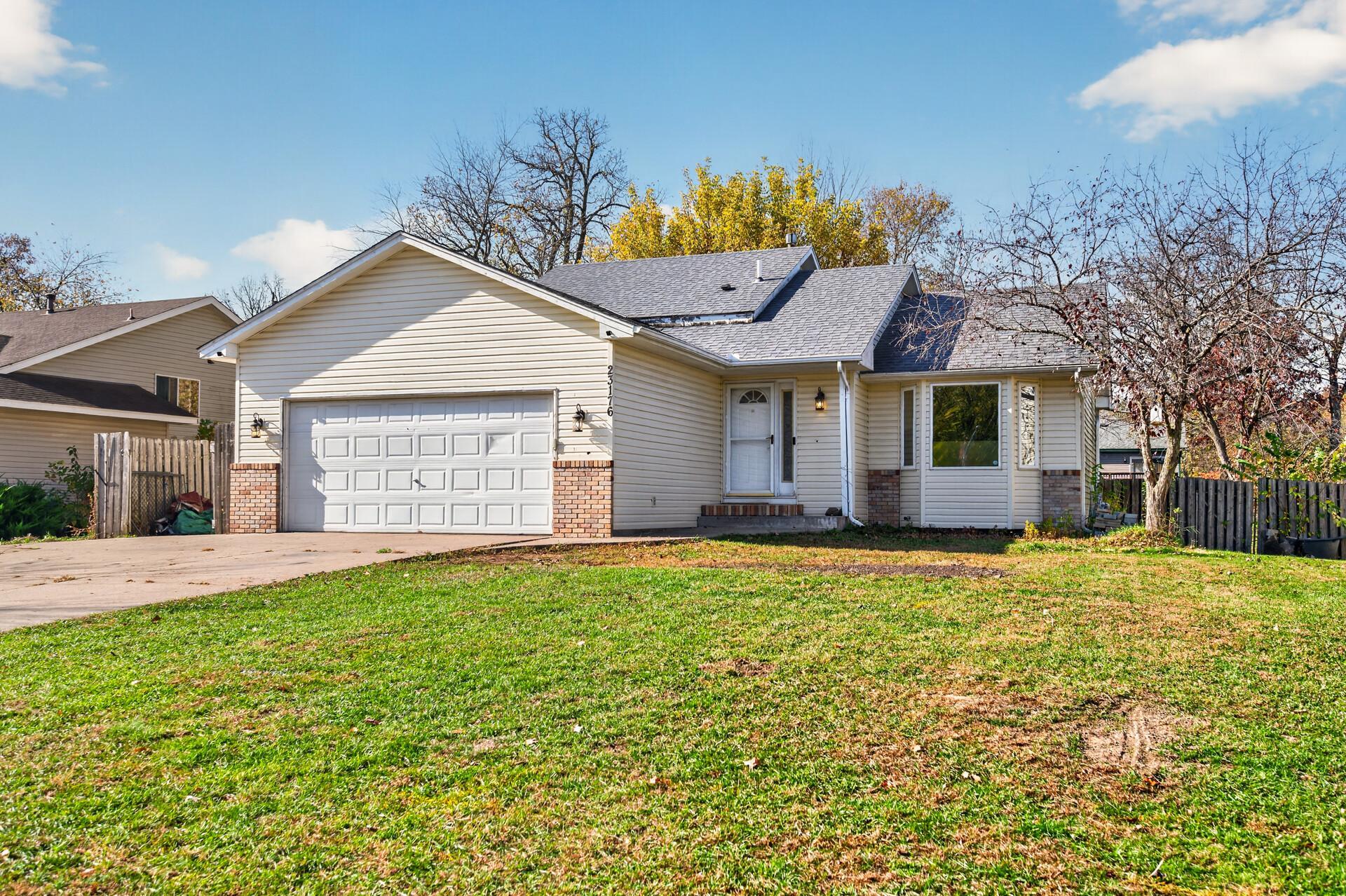 23176 Gladiola Street NW — photo