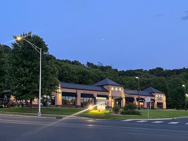1600 Maxwell Drive — photo