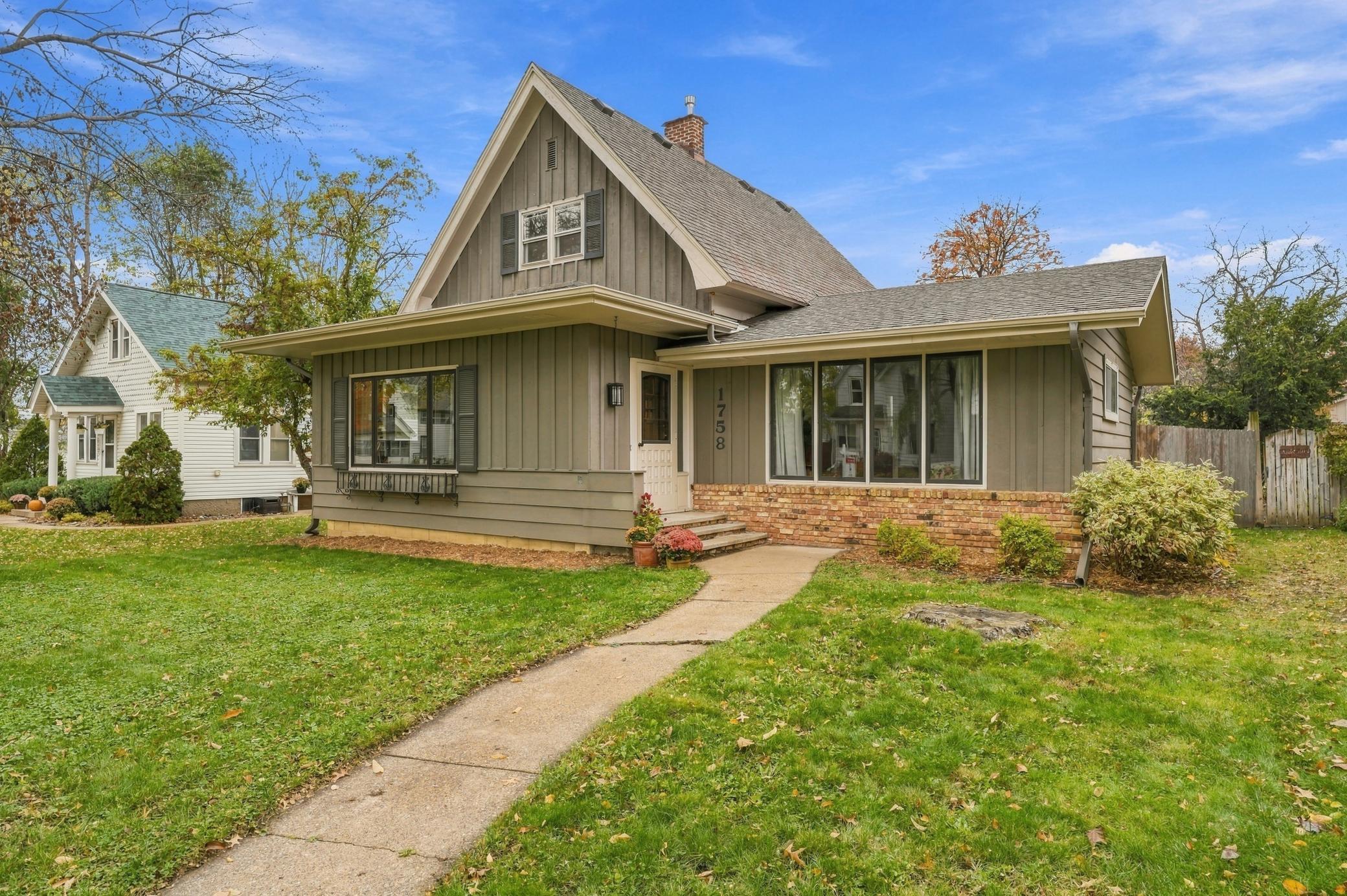 1758 W 5th Street — photo