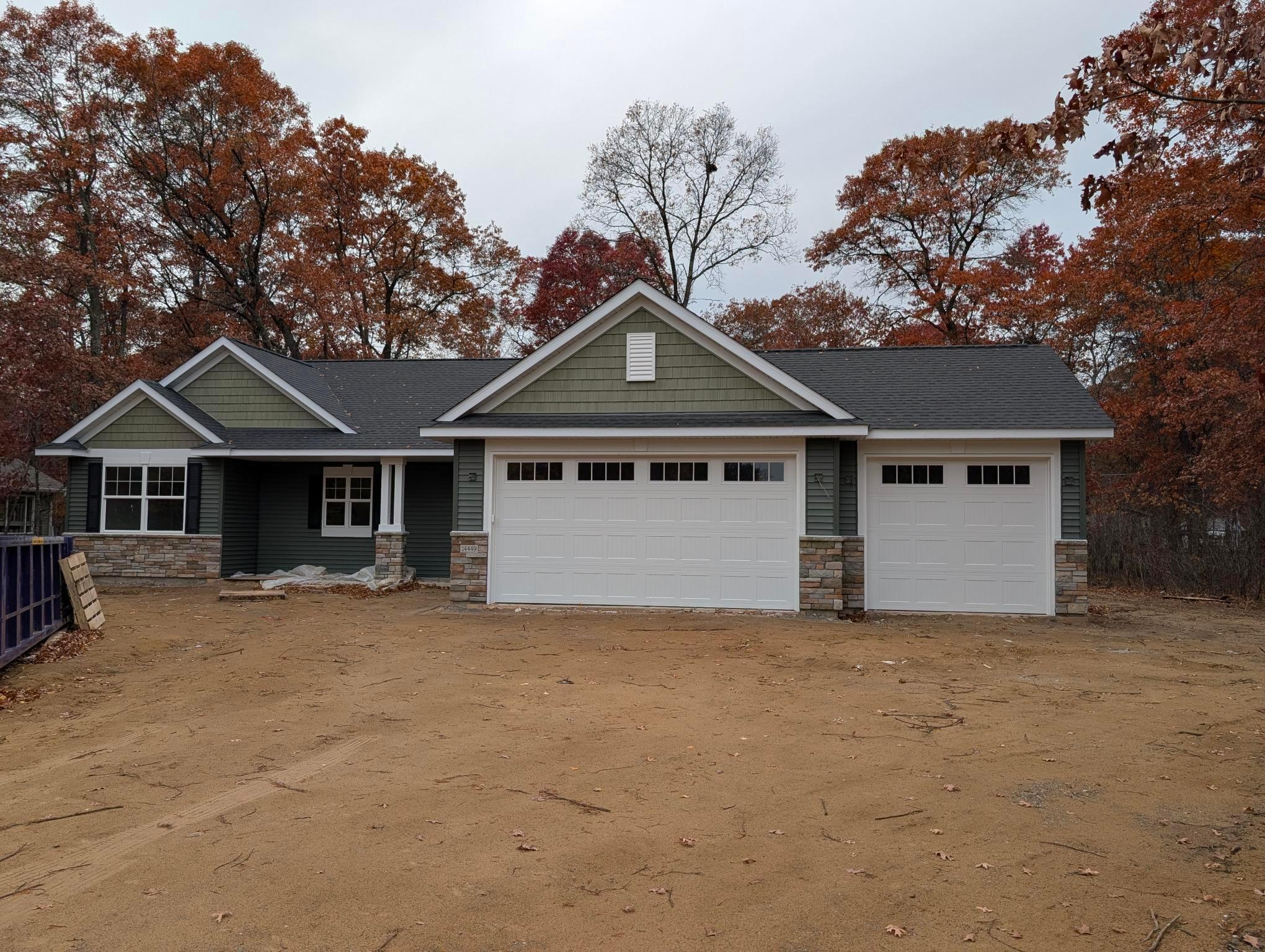 14449 Kimberlee Drive — photo