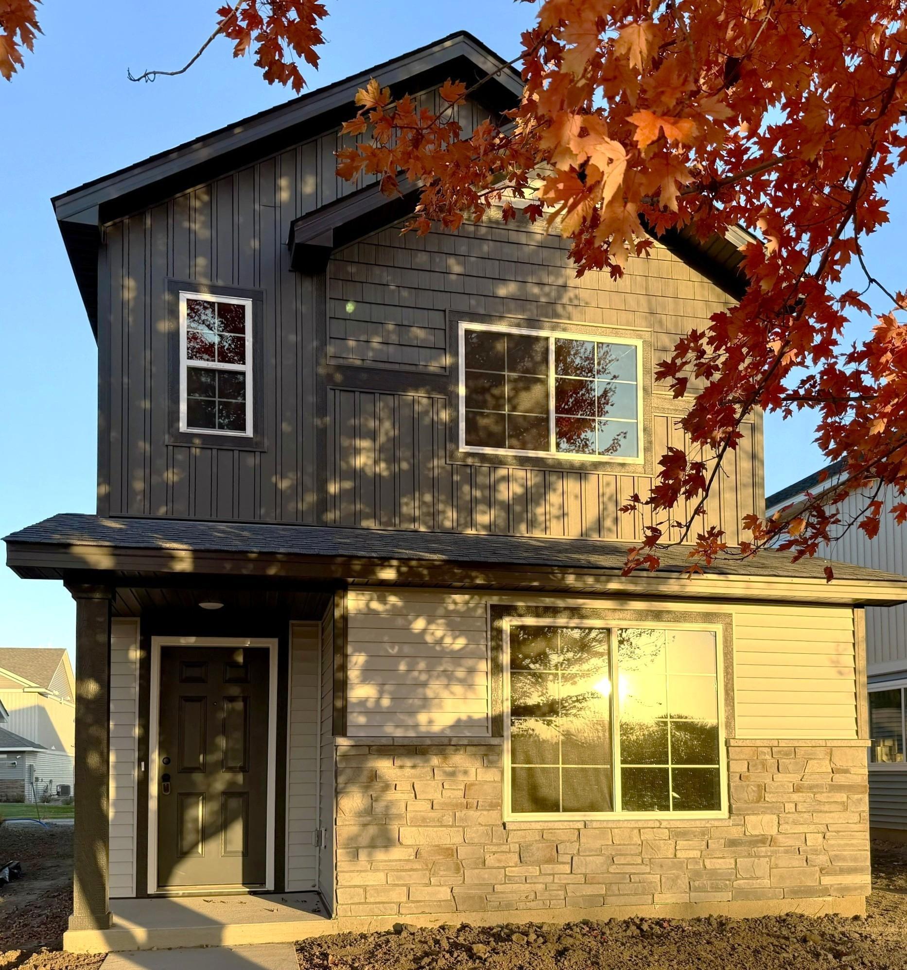 7063 Kittredge Lane NE — photo