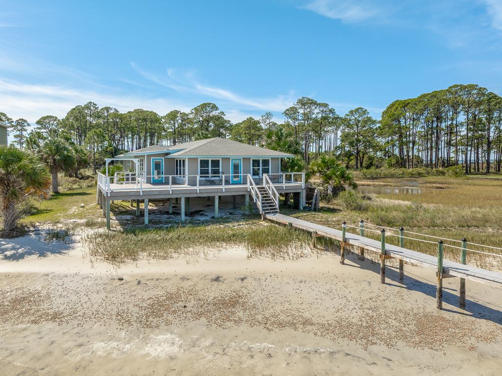 1678 Alligator Dr — photo