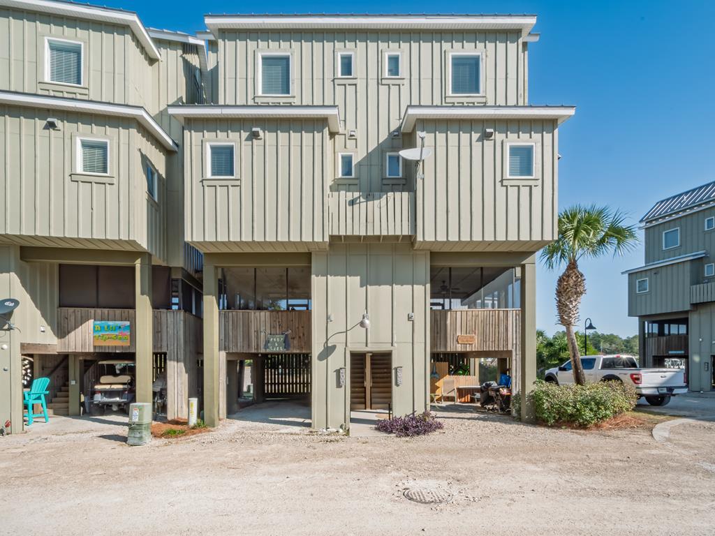 400 Pirates Landing Dr — photo