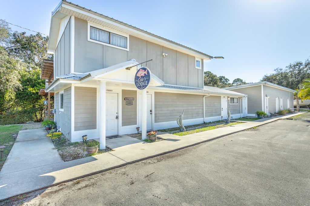 1001 Hwy 98 E — photo