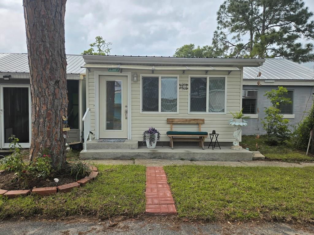 38-2 E Pine St — photo