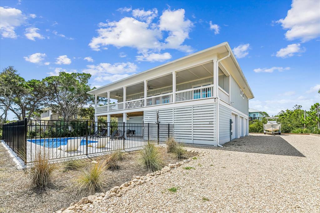 617 W Gulf Beach Dr — photo