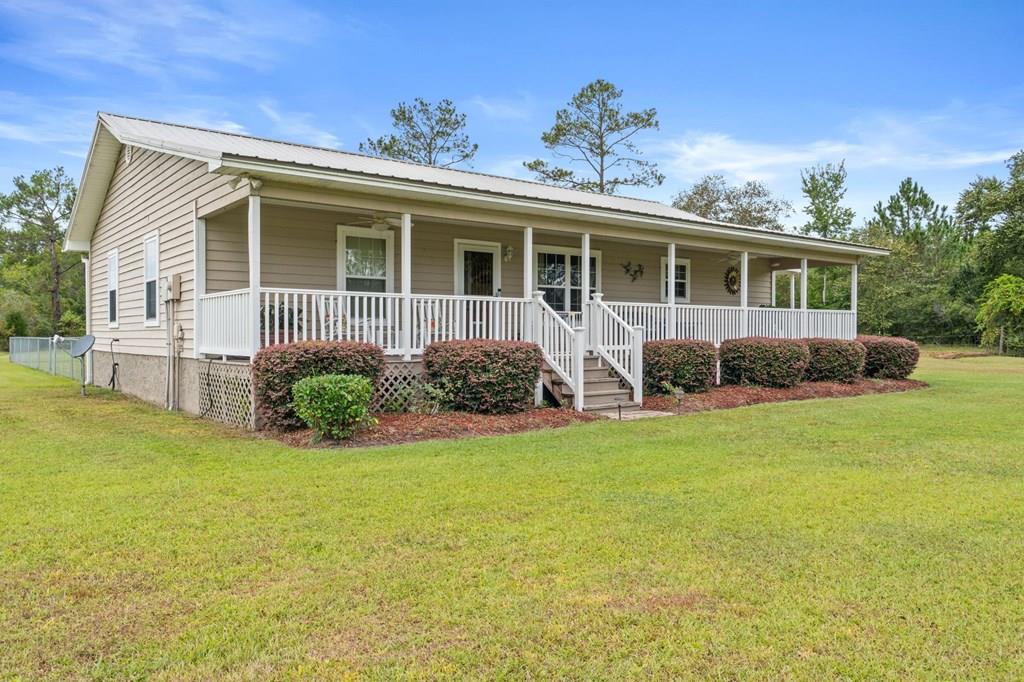 821 Mace Martin Rd — photo