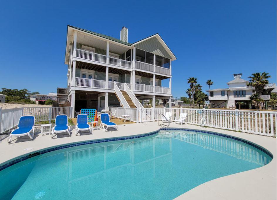 724 E Gulf Beach Dr — photo
