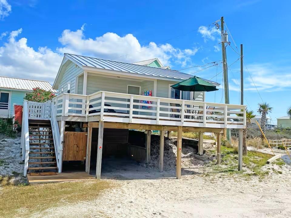 183 Jamaica Dr — photo